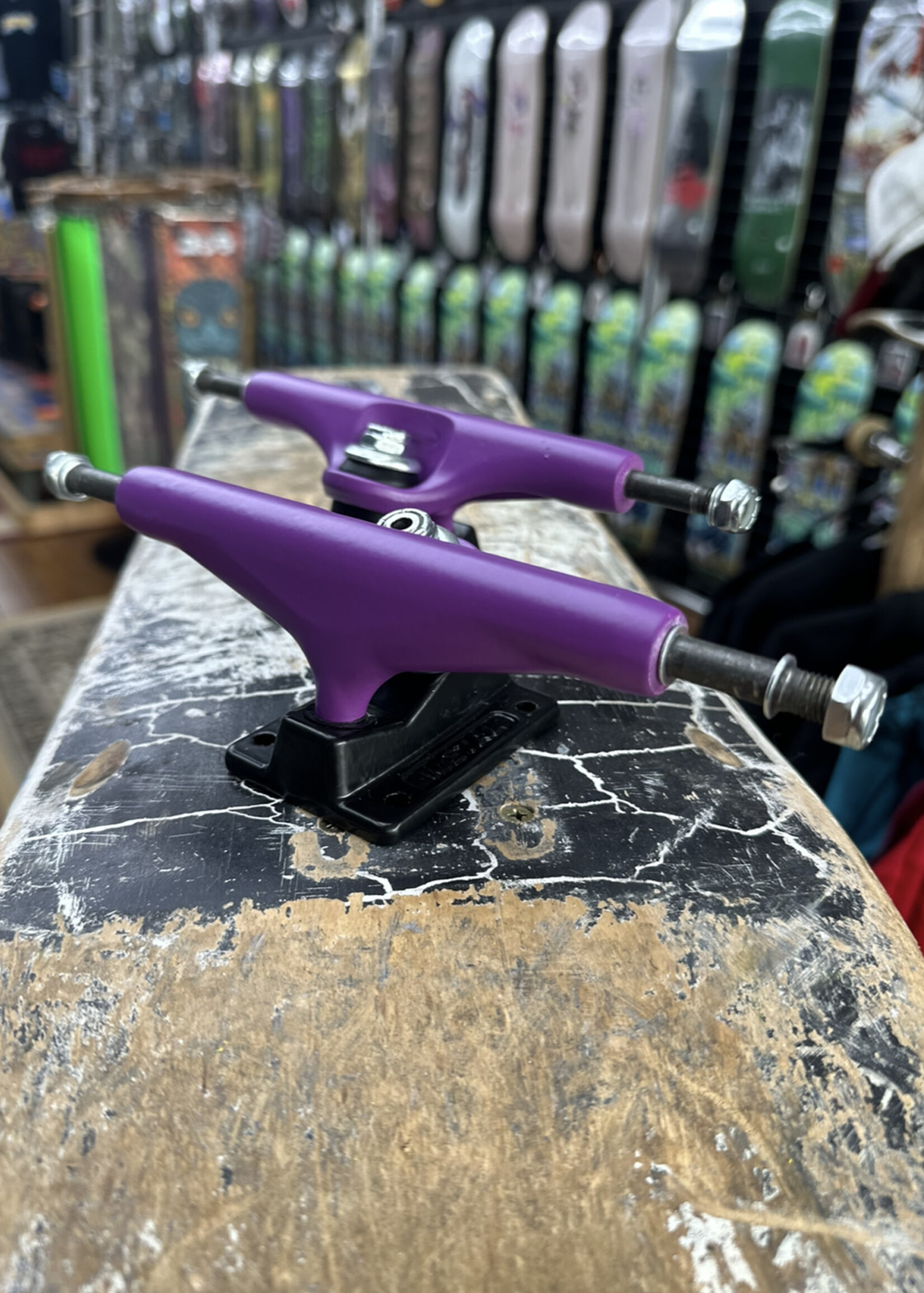 Metal Trucks METAL TRUCKS - Hollow Kingpin Purple/Black Pair