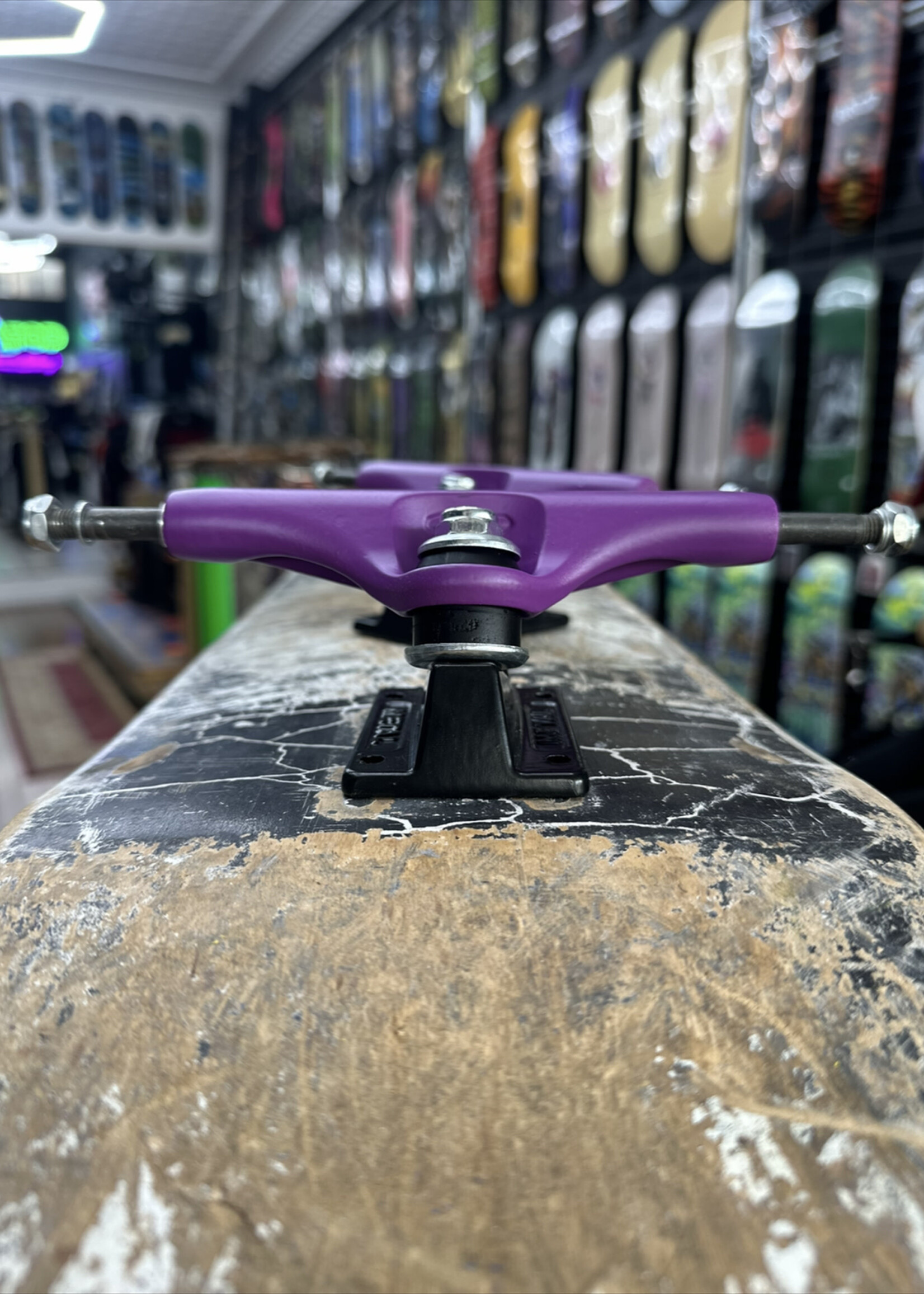 Metal Trucks METAL TRUCKS - Hollow Kingpin Purple/Black Pair