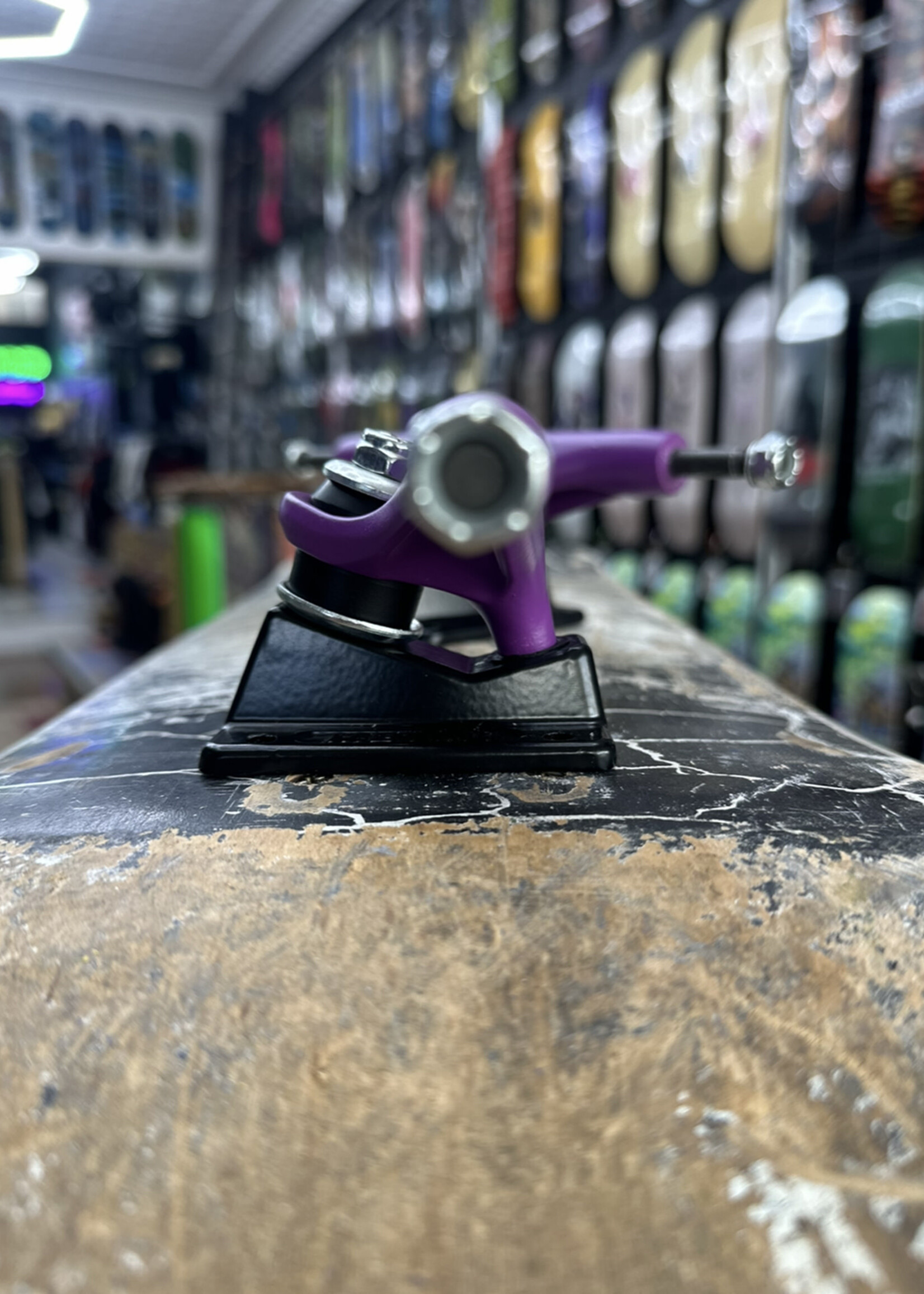 Metal Trucks METAL TRUCKS - Hollow Kingpin Purple/Black Pair
