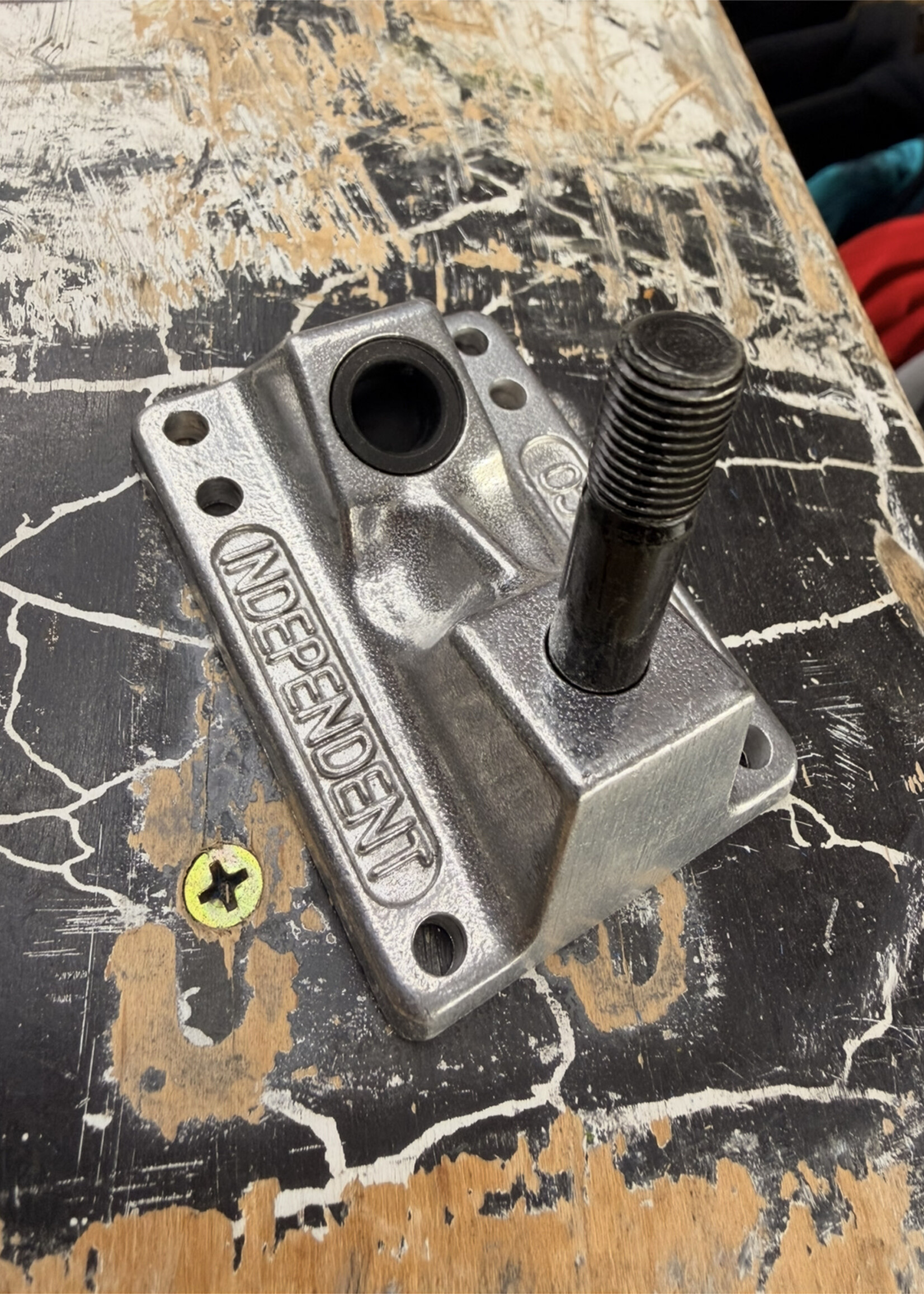 Independent Trucks INDEPENDENT - Genuine Parts Single Pivot Cup - Individual