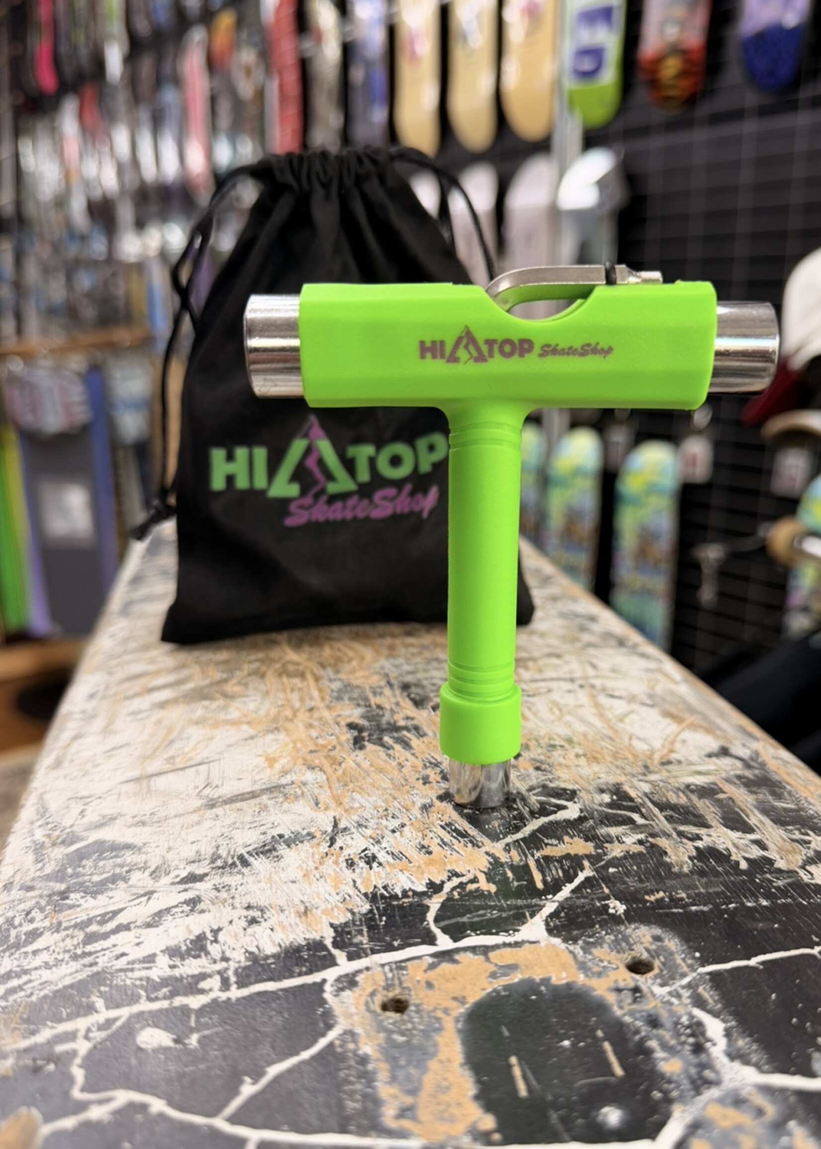 Hilltop Skateshop HILLTOP SKATESHOP - Skateboard T-Tool & Suede Carry Bag