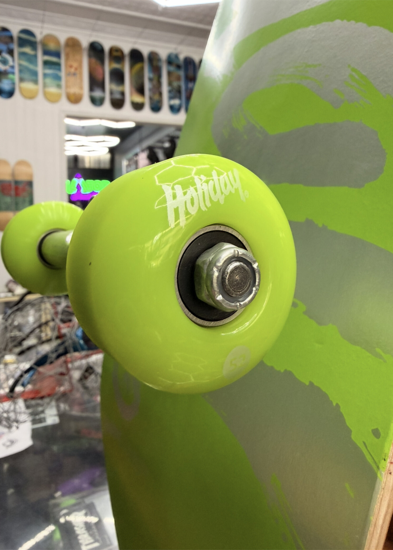 Holiday Skateboards HOLIDAY SKATEBOARDS - Safety Green Complete - 8.0"