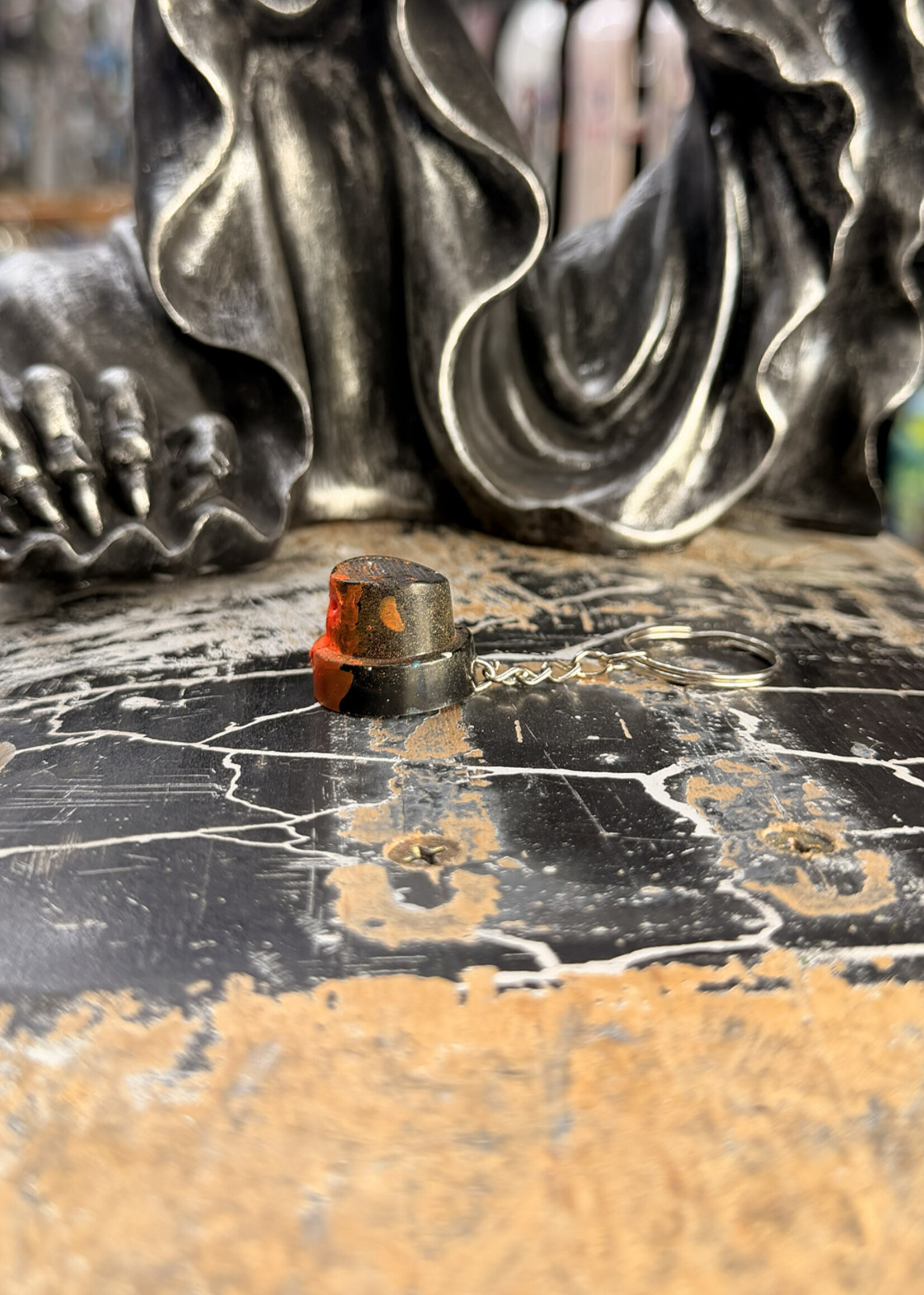 Hilltop Skateshop HILLTOP SKATESHOP - Spray Paint Cap Keychain