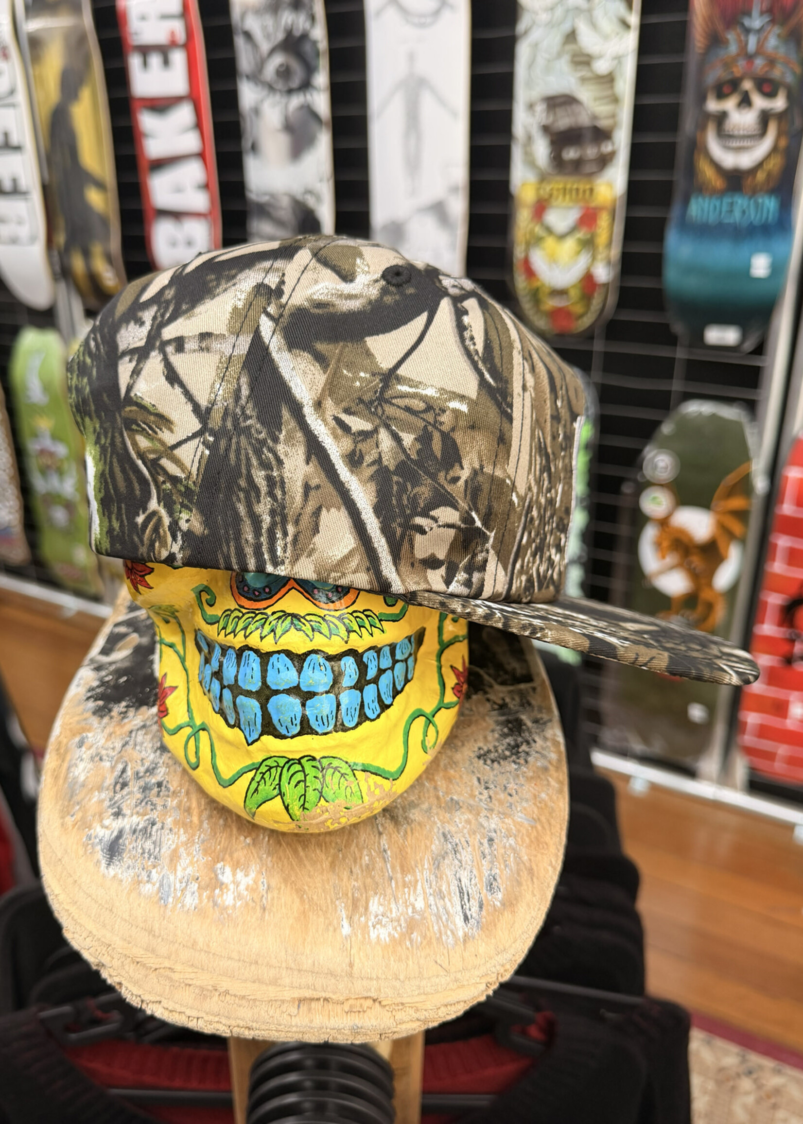 HEROIN SKATEBOARDS HEROIN SKATEBOARDS - Script Camo Snapback Cap
