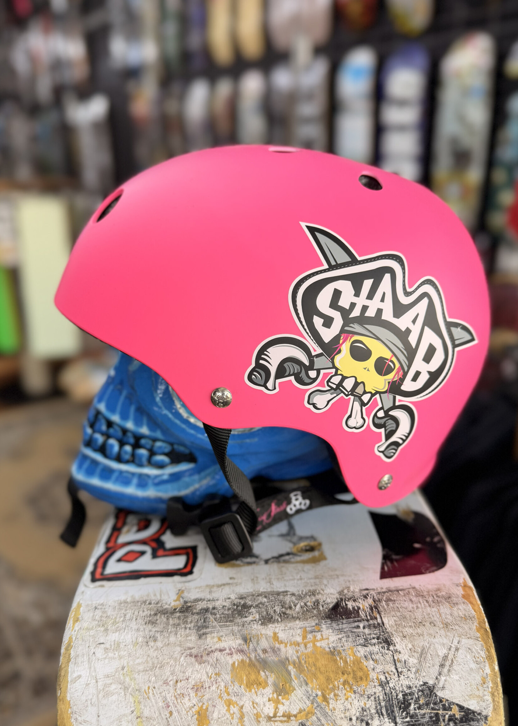 Triple 8 TRIPLE 8 - Lil 8 Certified Helmet Staab Neon Pink Rubber - Youth