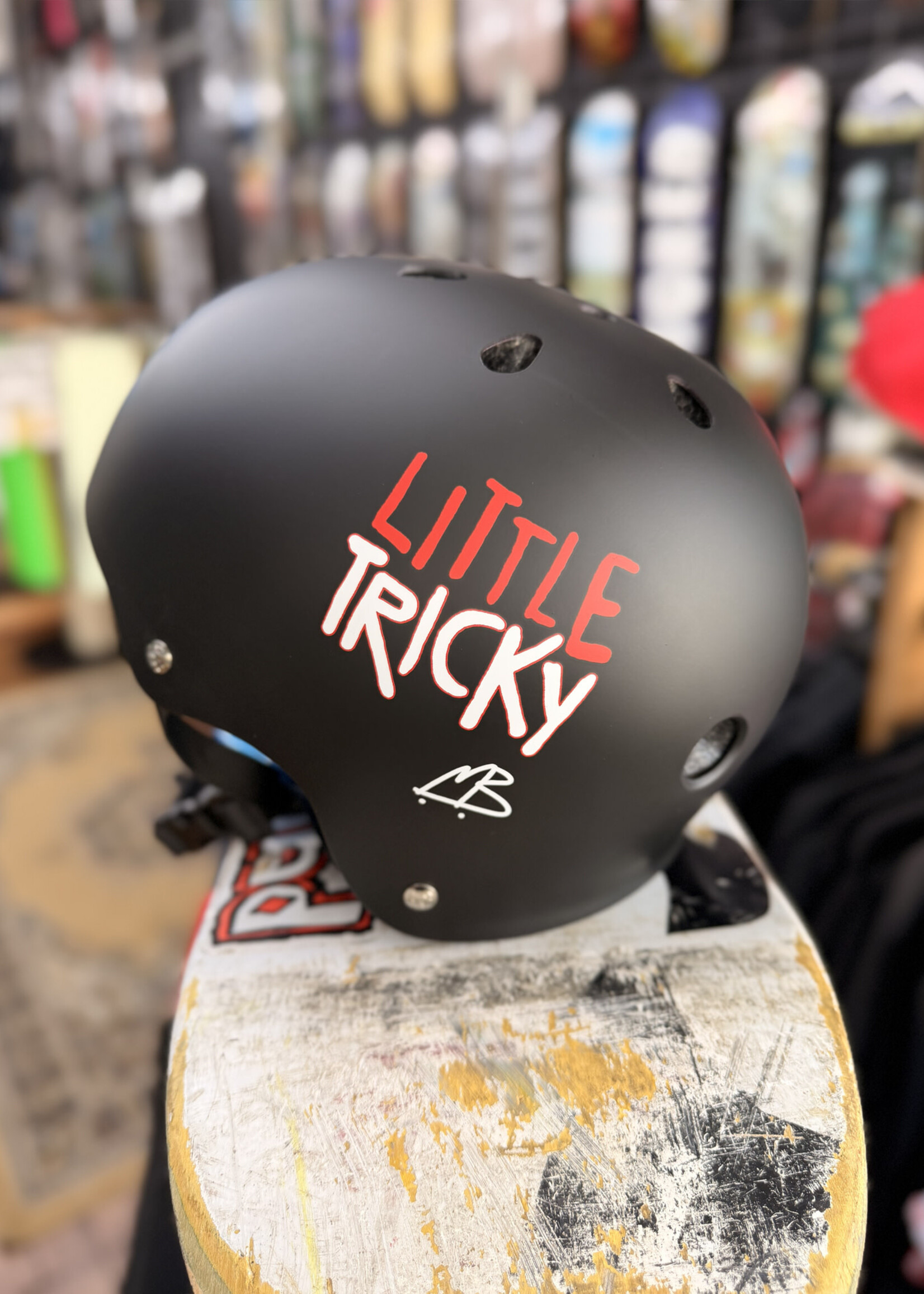 Triple 8 TRIPLE 8 - Certified Little Tricky Helmet V2 Matte Black - Junior