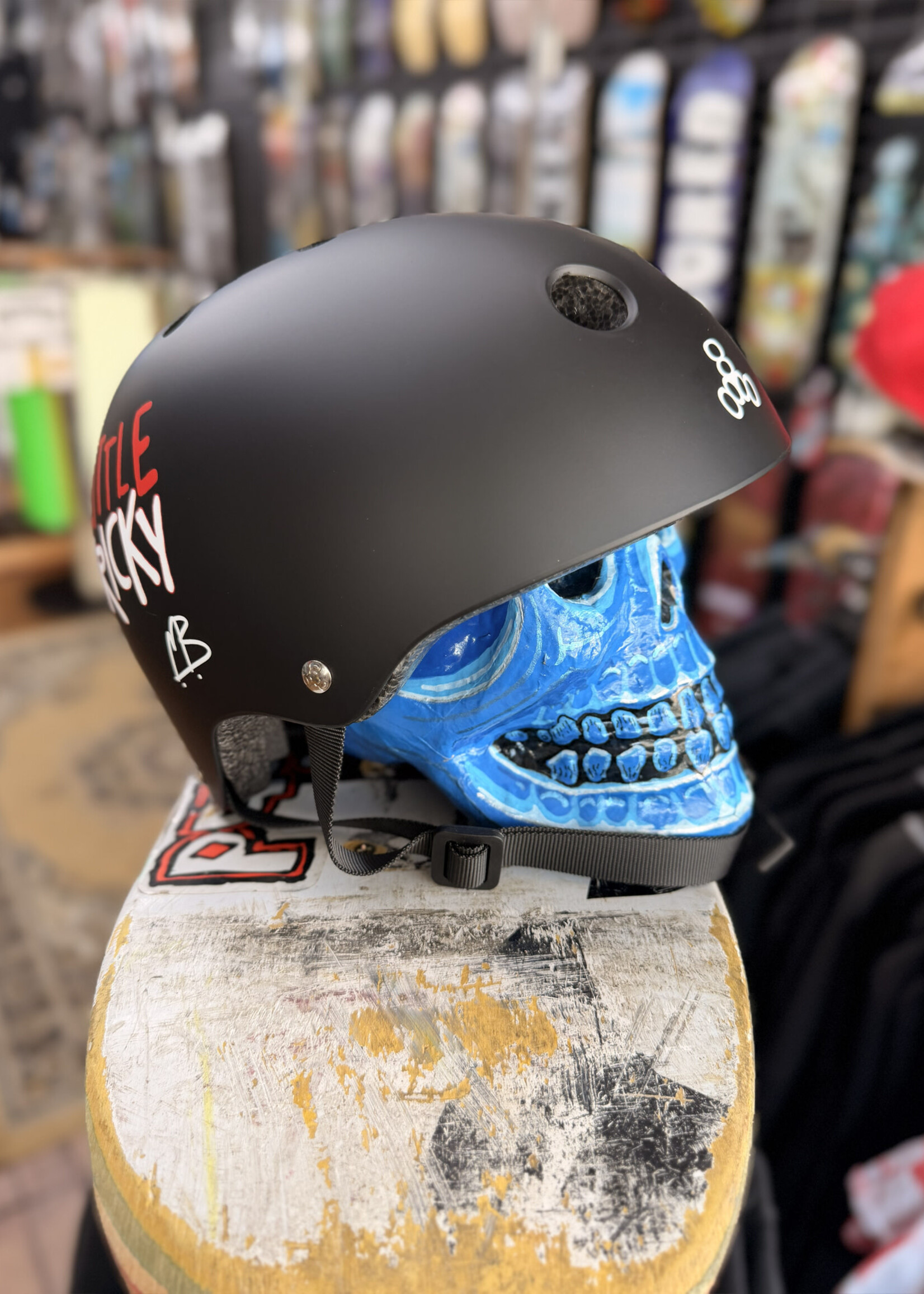 Triple 8 TRIPLE 8 - Certified Little Tricky Helmet V2 Matte Black - Junior