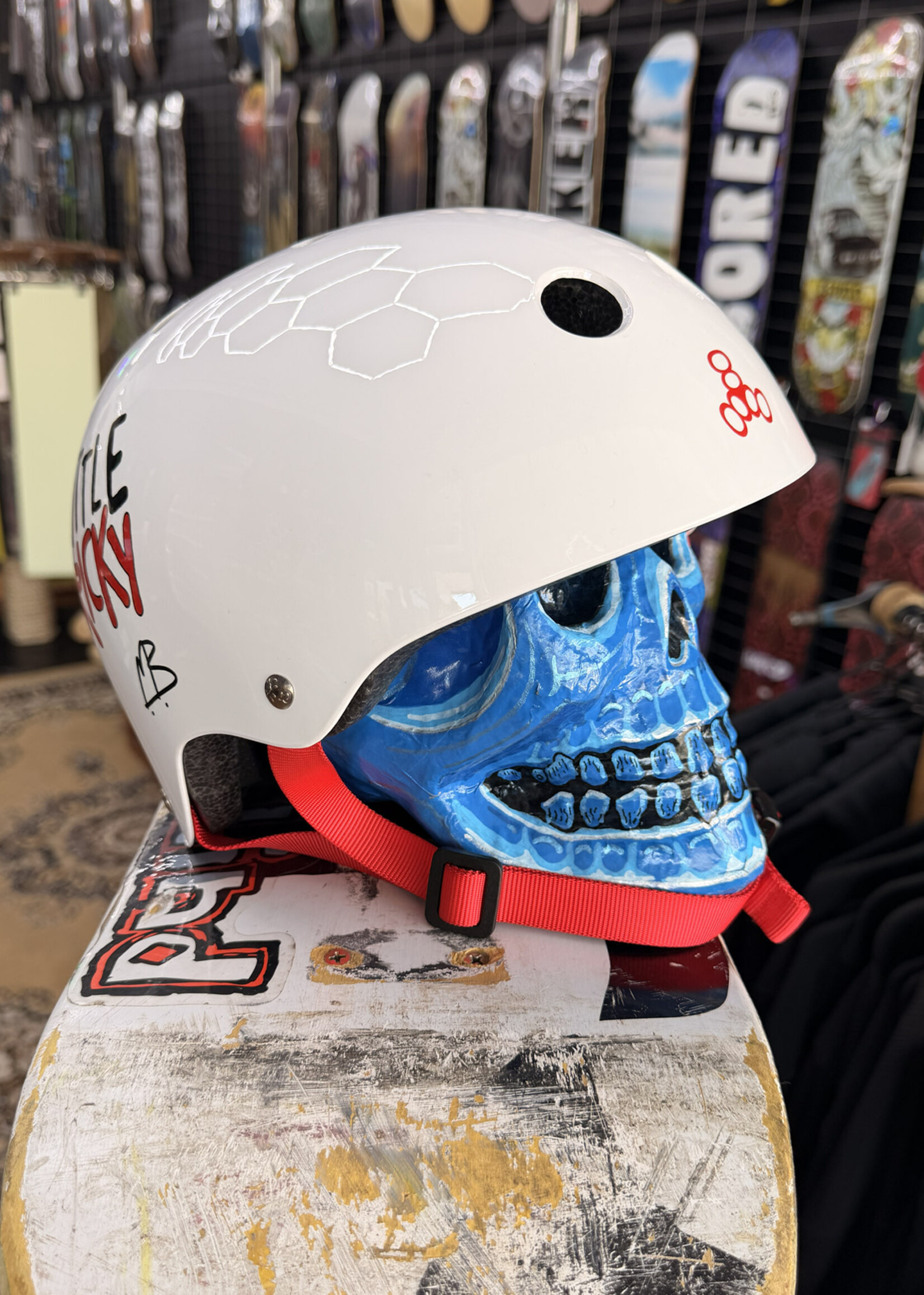 Triple 8 TRIPLE 8 - Certified Little Tricky Helmet V2 Gloss White - Junior