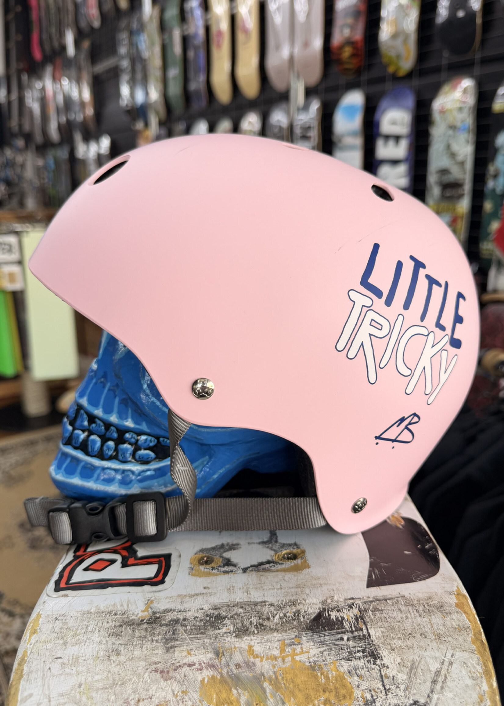 Triple 8 TRIPLE 8 - Certified Little Tricky Helmet V2 Matte Pink - Junior