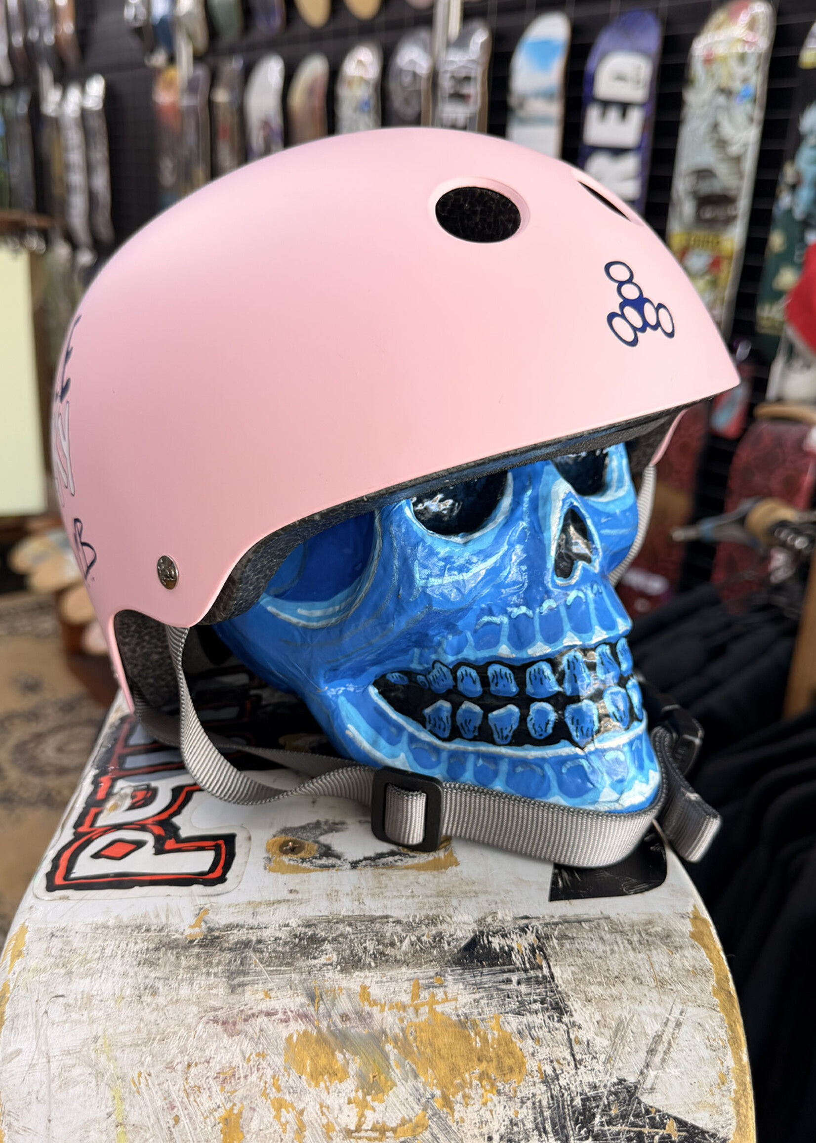 Triple 8 TRIPLE 8 - Certified Little Tricky Helmet V2 Matte Pink - Junior