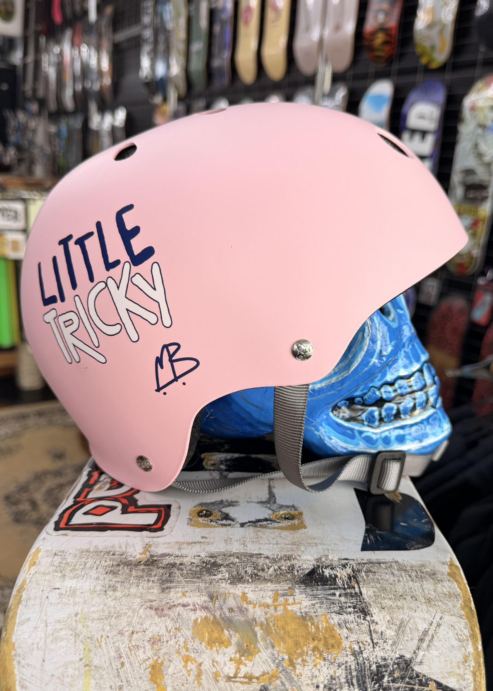 Triple 8 TRIPLE 8 - Certified Little Tricky Helmet V2 Matte Pink - Junior
