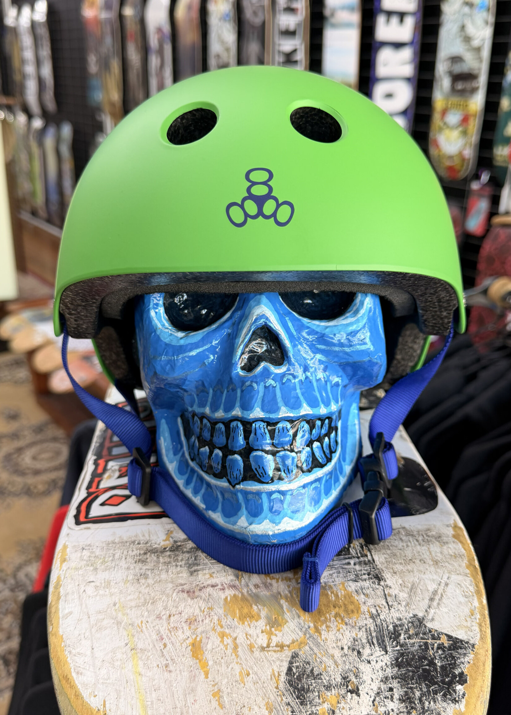 Triple 8 TRIPLE 8 - Certified Little Tricky Helmet V2 Matte Green - Junior