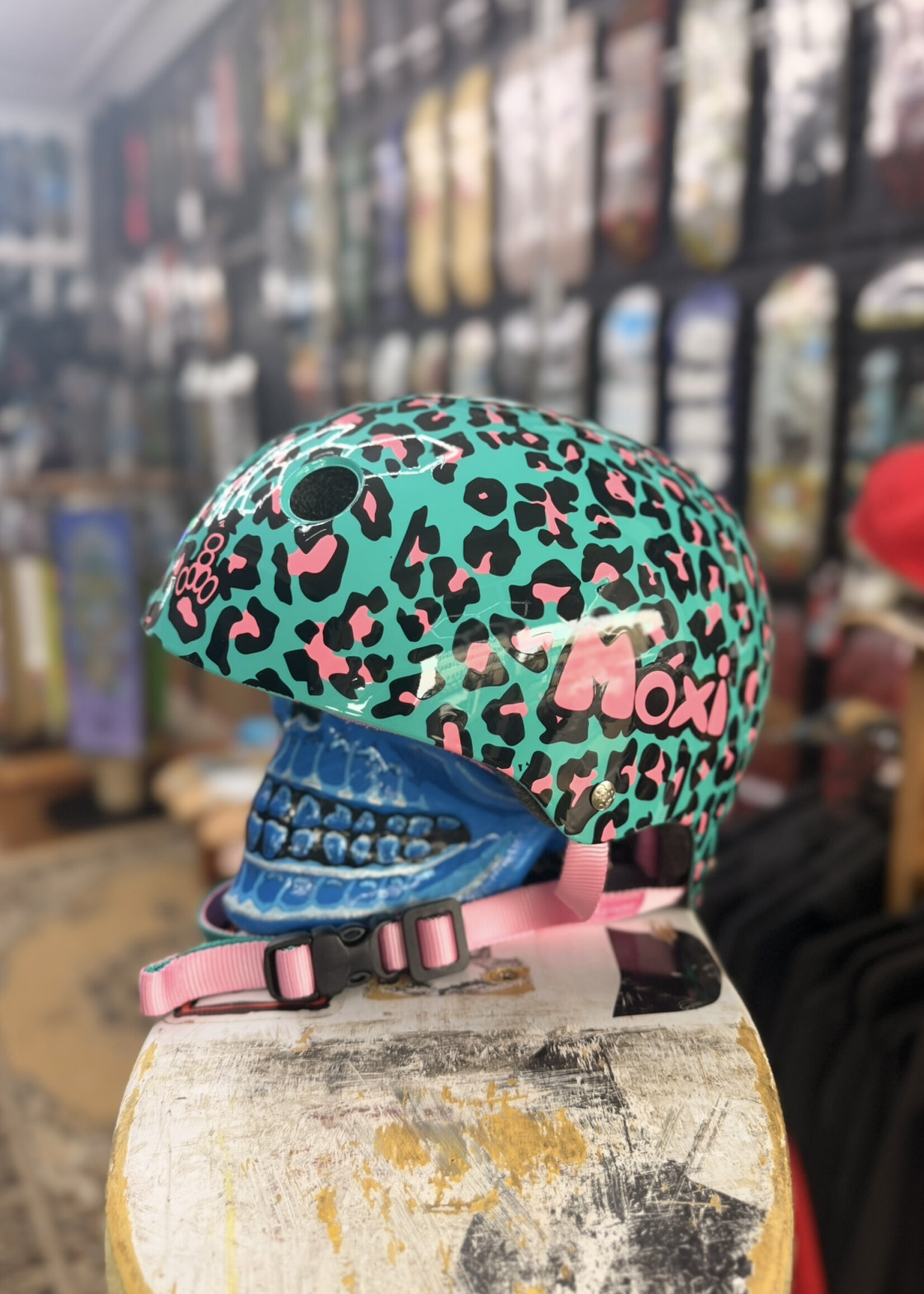 Triple 8 TRIPLE 8 - Certified Helmet SweatSaver Moxi Leopard