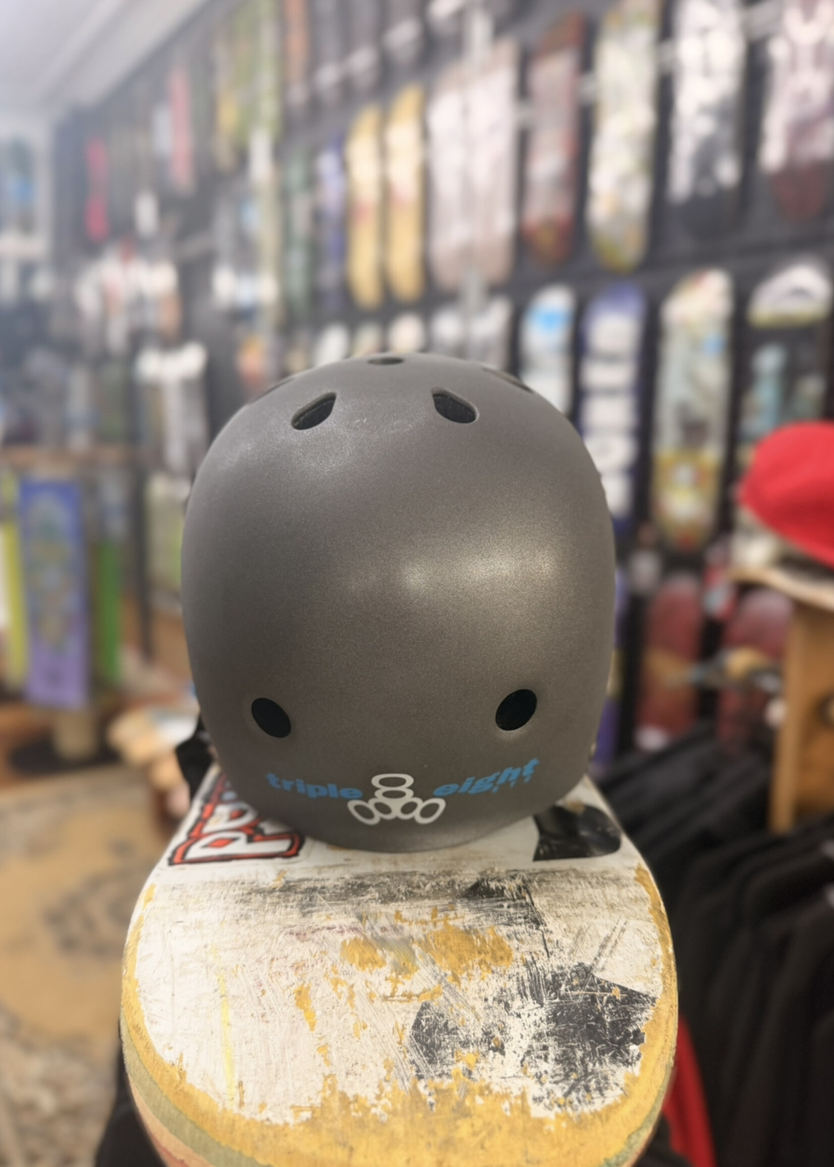 Triple 8 TRIPLE 8 - Certified SweatSaver Darklight Colour Shift Helmet