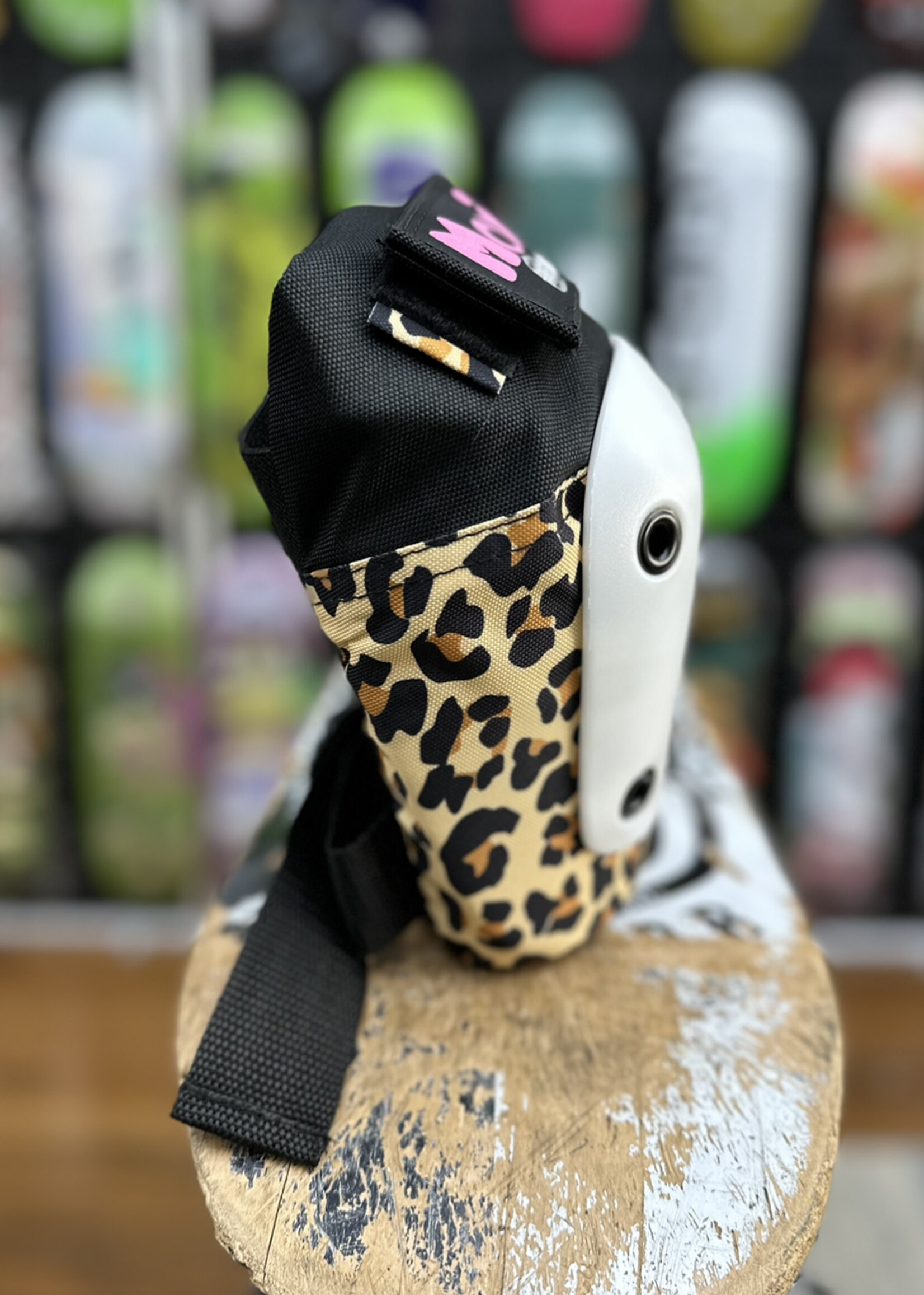 187 KILLER PADS 187  KILLER PADS - Six Pack Moxi Leopard - Large/XLarge