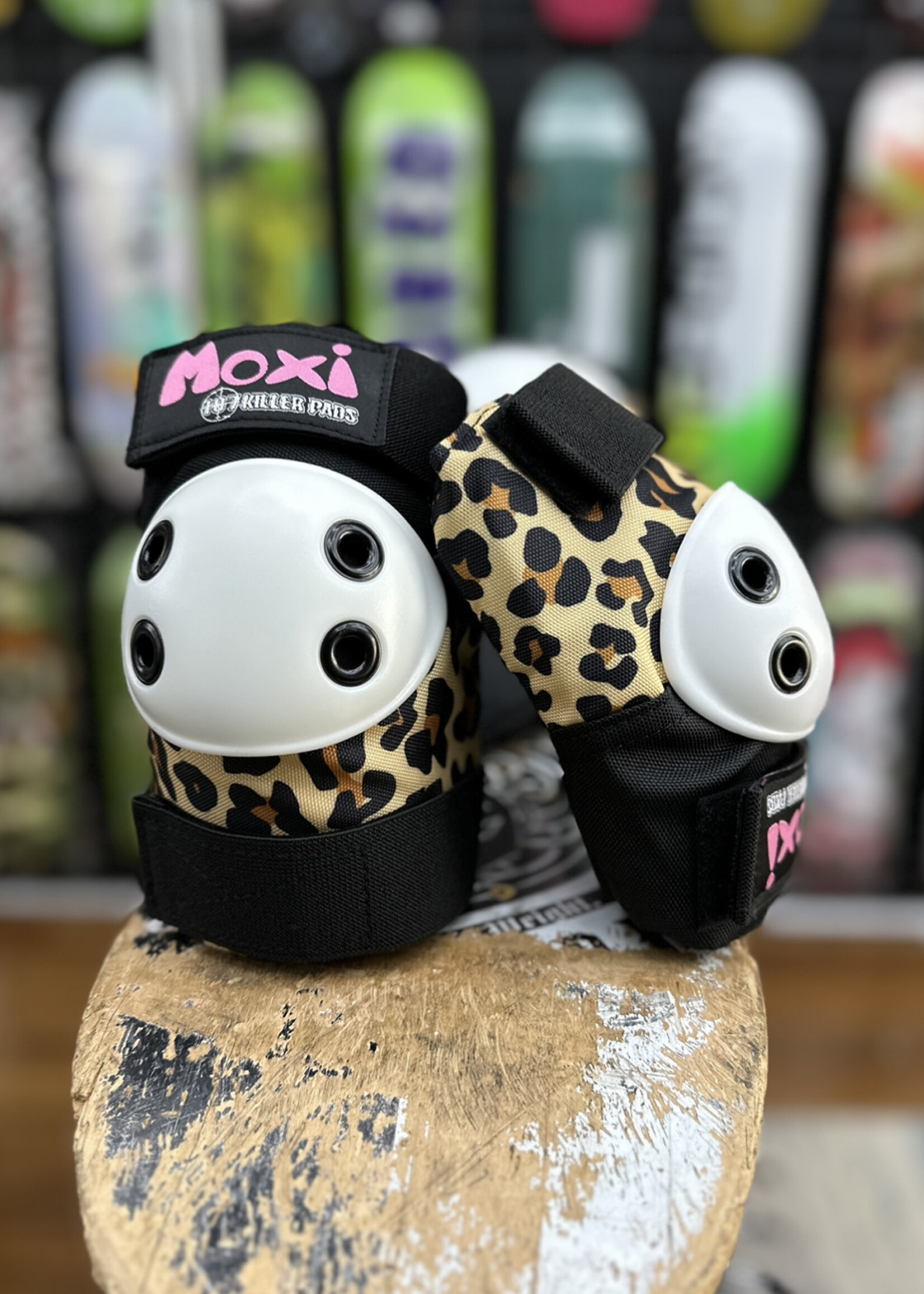 187 KILLER PADS 187  KILLER PADS - Six Pack Moxi Leopard - Large/XLarge