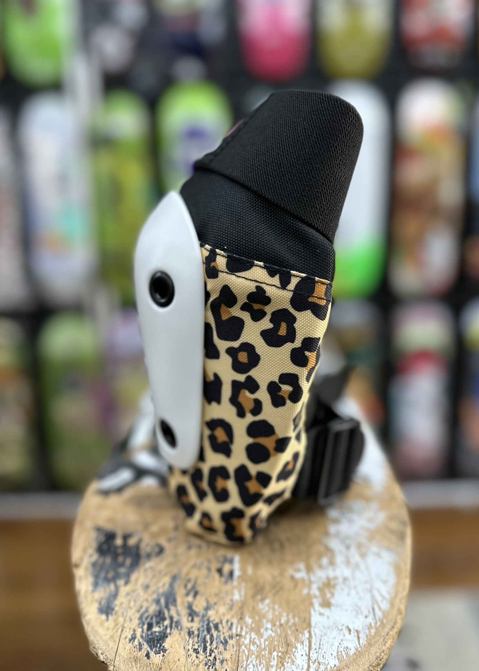 187 KILLER PADS 187  KILLER PADS - Six Pack Moxi Leopard - Large/XLarge