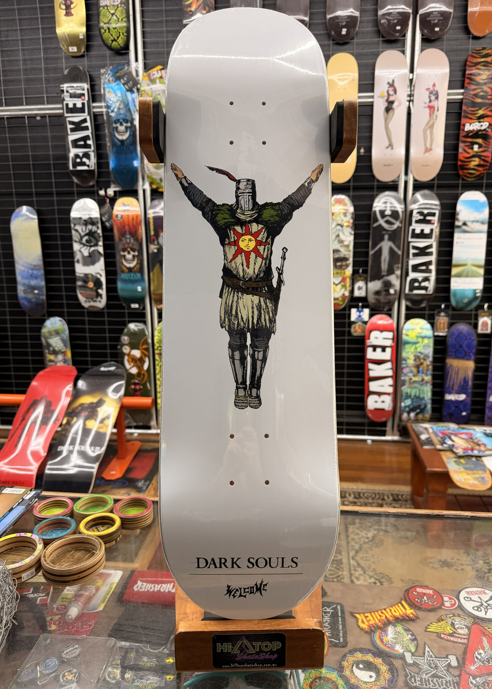 Welcome WELCOME SKATEBOARDS - Dark Souls Solaire on Popsicle White - 8.5"