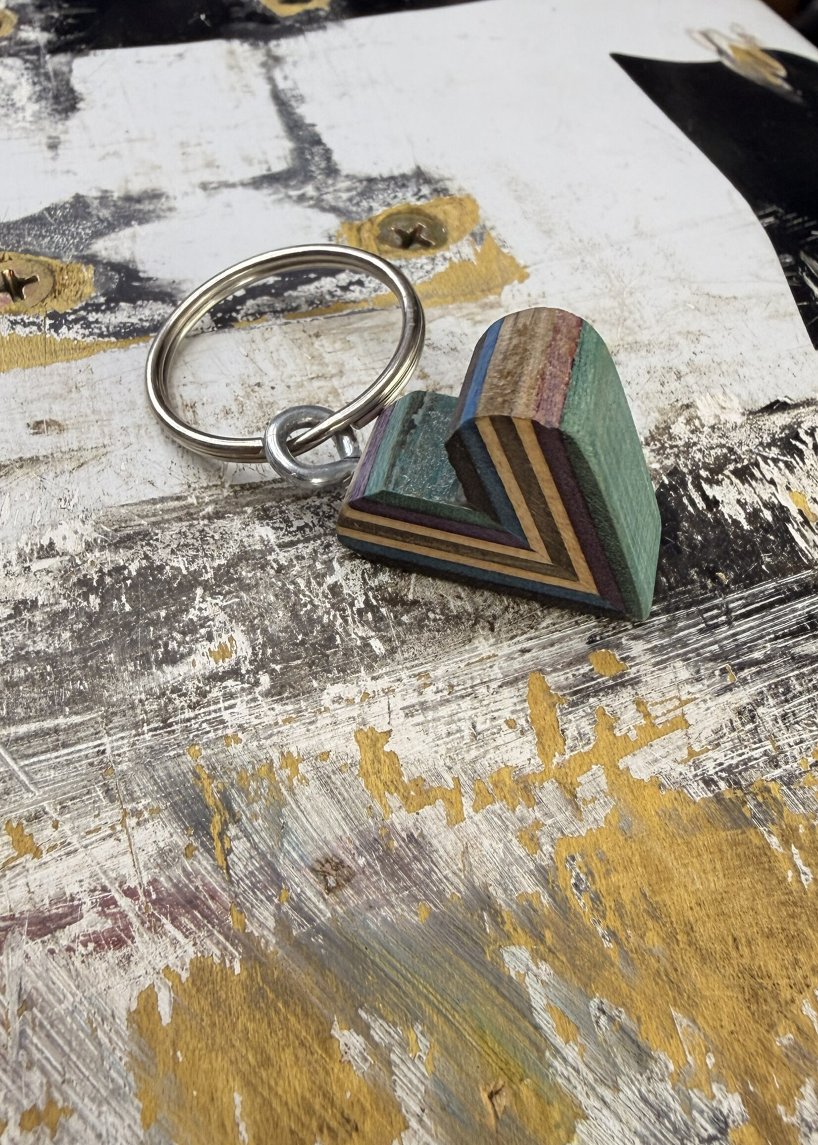 Local Artists LOCAL ARTISTS - Strangele Dim Woodwork Keychain - Heart