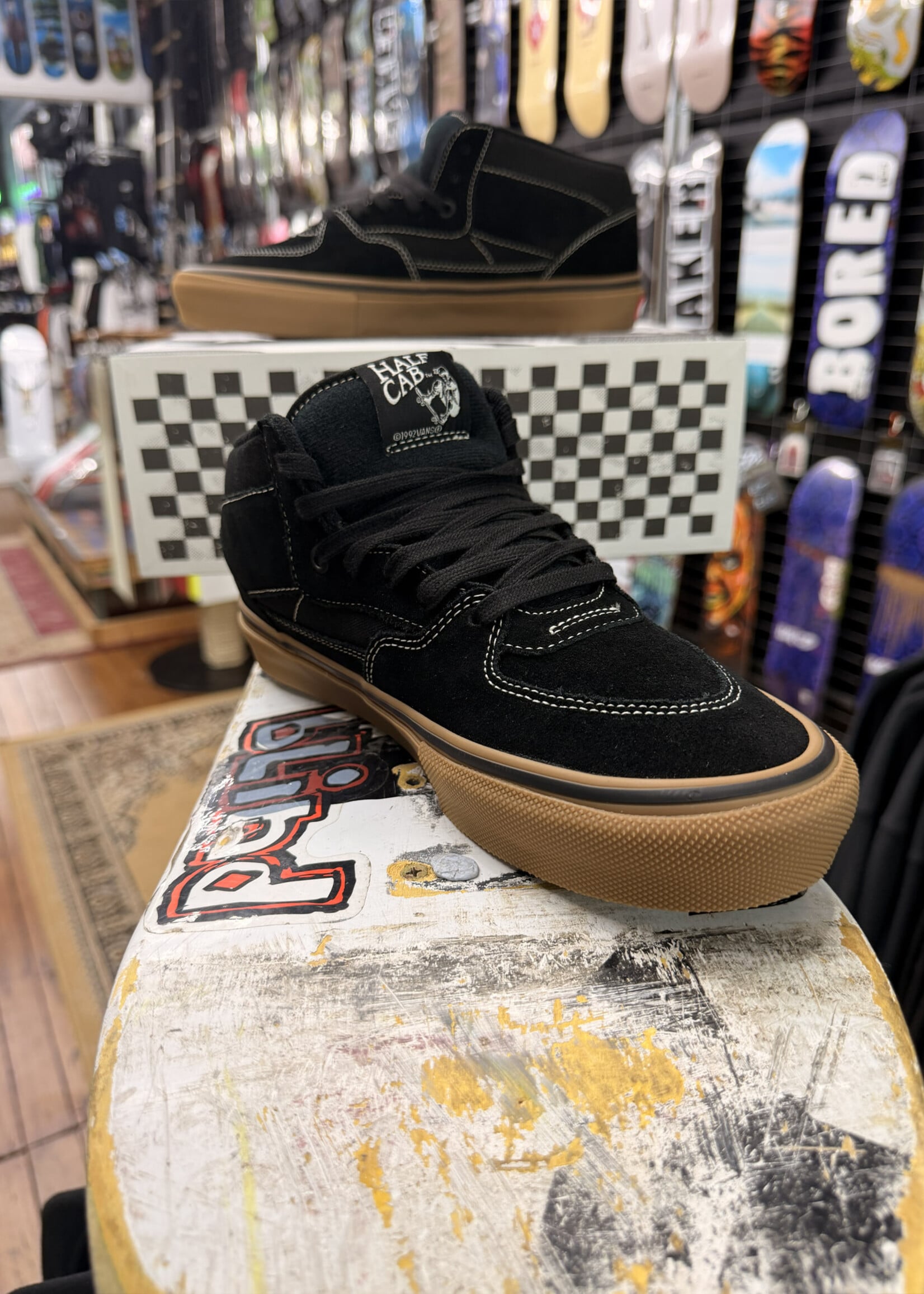 Vans VANS - Skate Half Cab Black/Gum/White