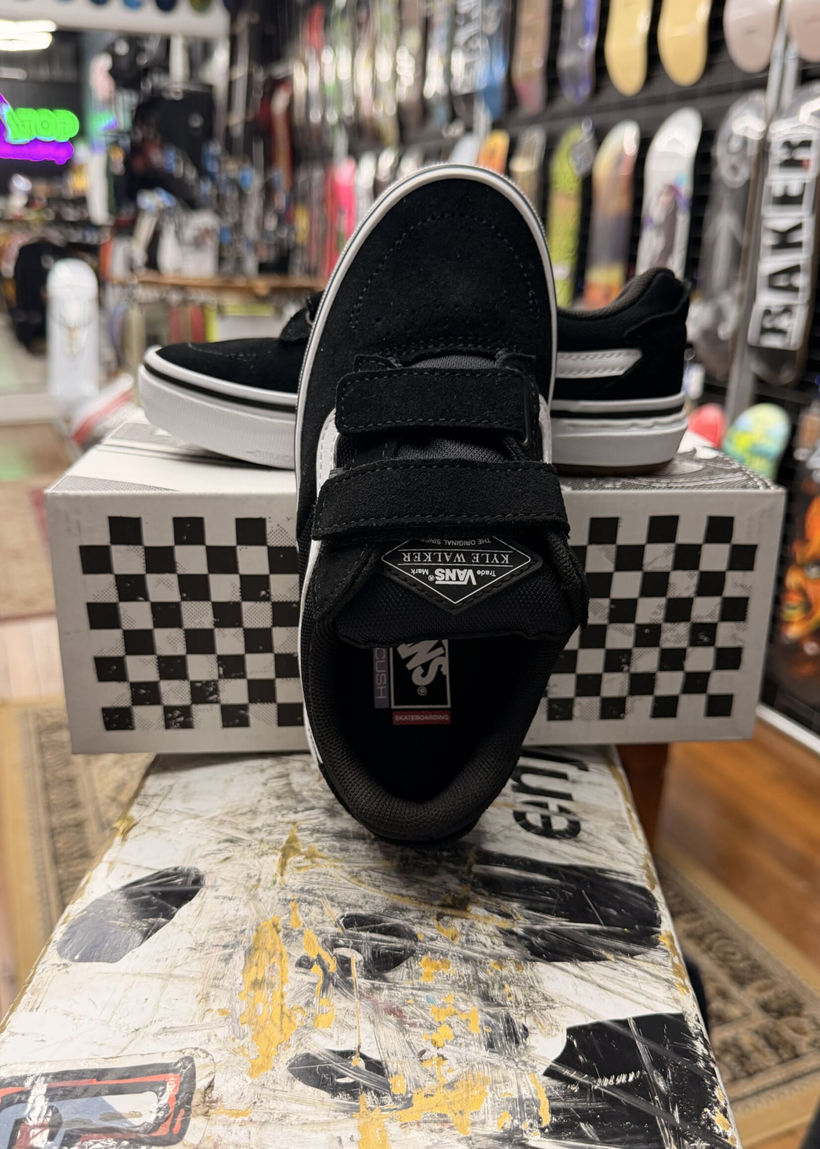 Vans VANS - Skate Kids Kyle Walker Wafflecup V Black/White Shoes - Youth Sizing