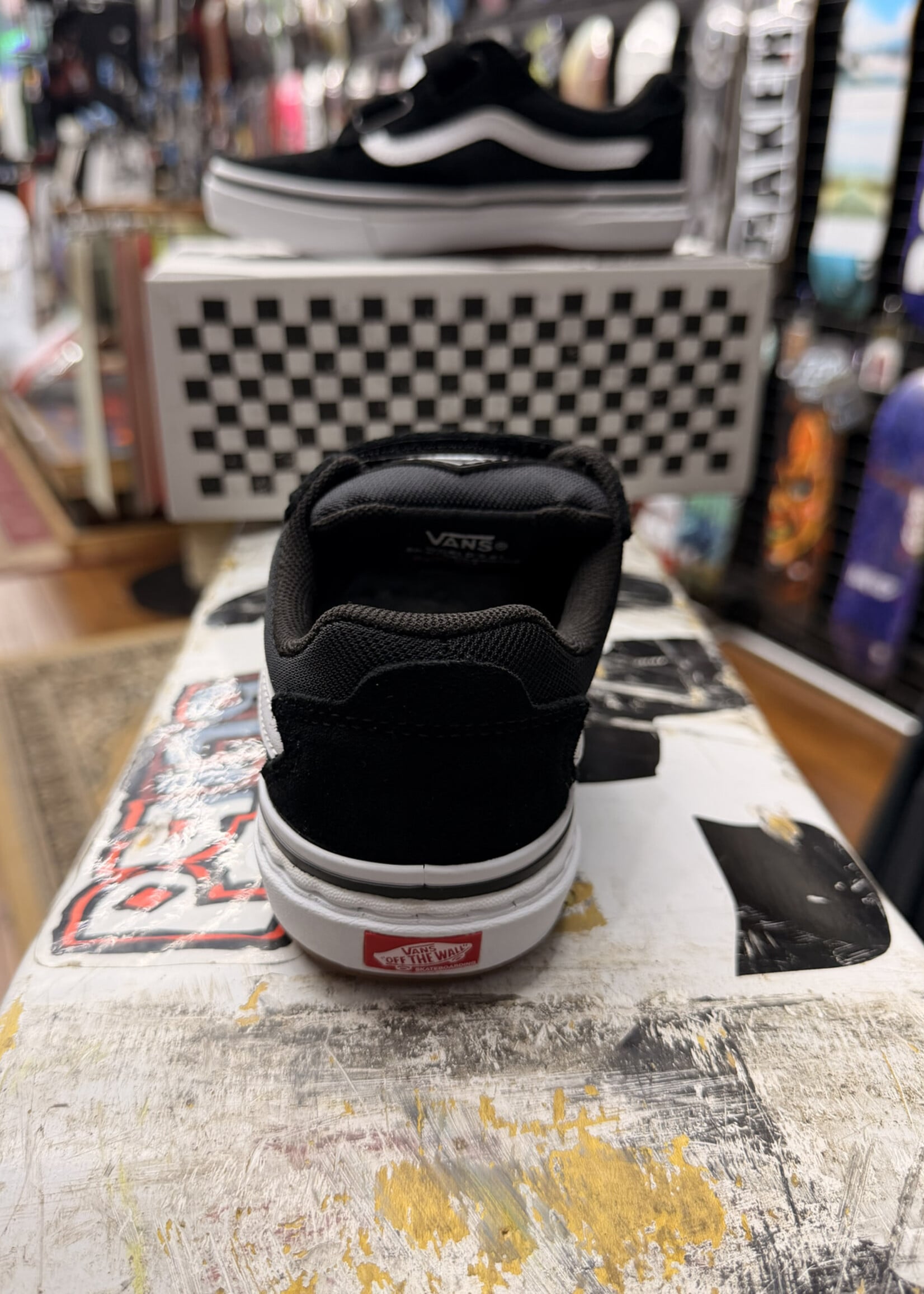 Vans VANS - Skate Kids Kyle Walker Wafflecup V Black/White Shoes - Youth Sizing