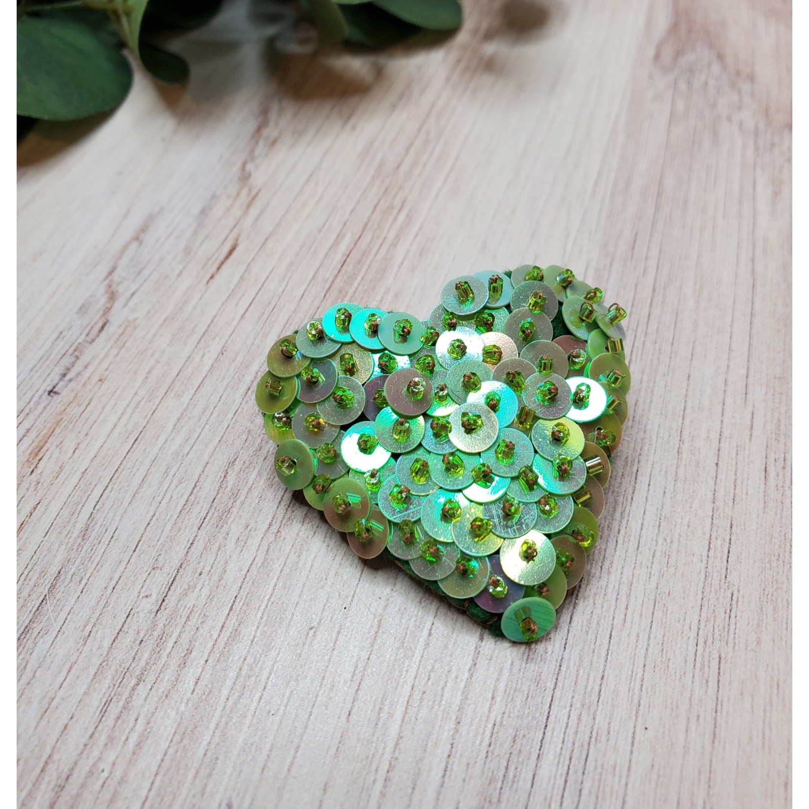 Roan's Repertoire Medium Sequin Heart Pin