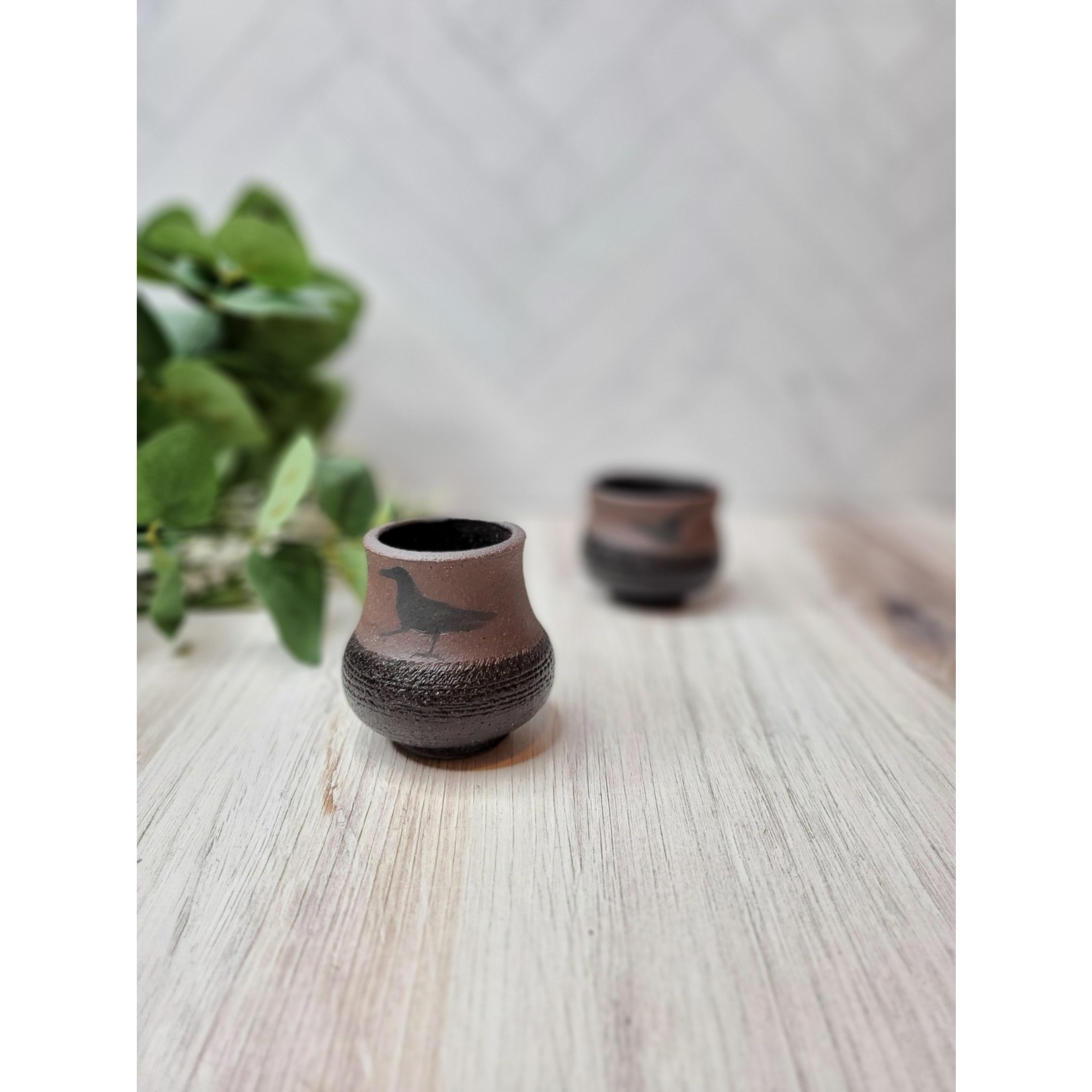 Elaine Randall "Littles" - small ceramic cup - black & brown clay - G
