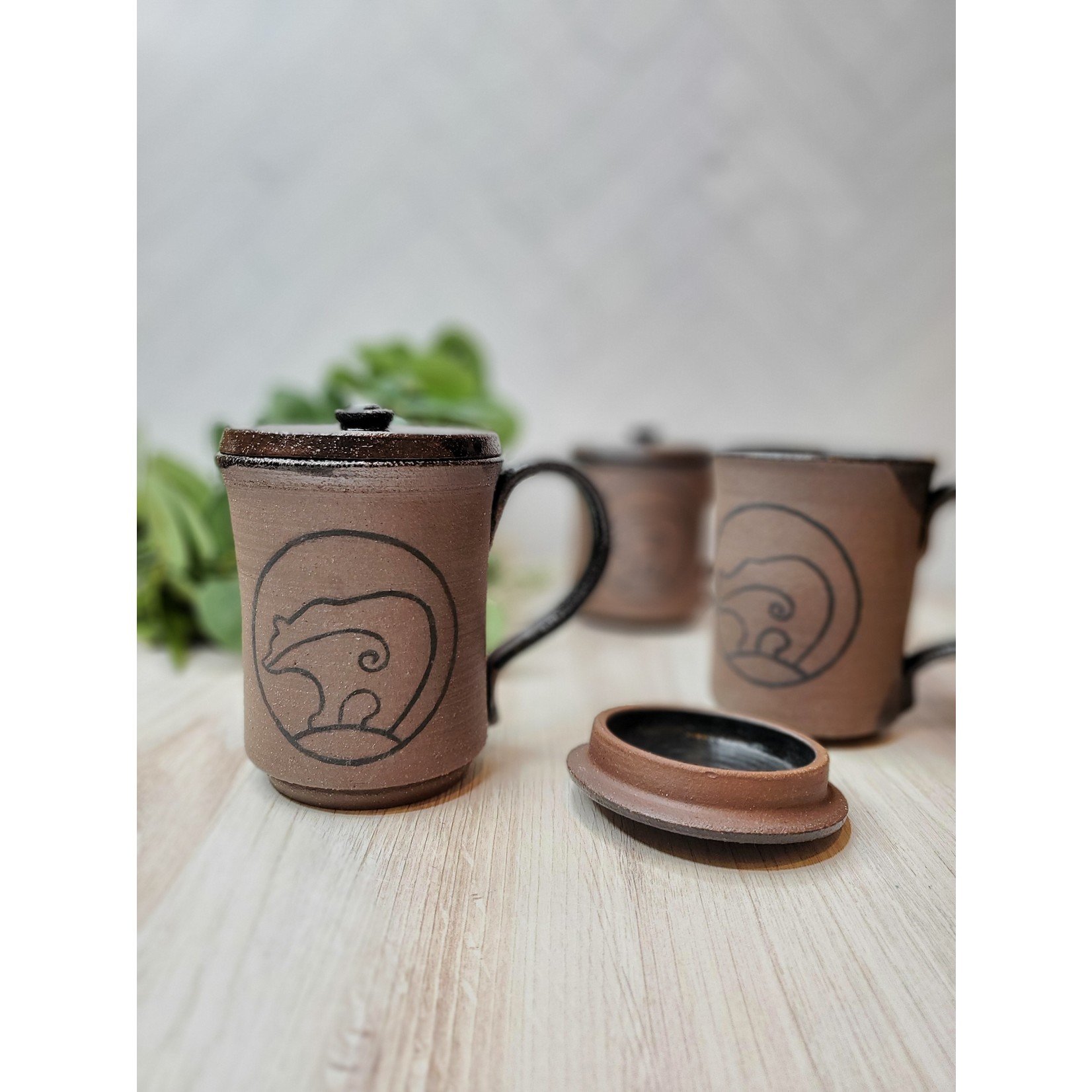 Elaine Randall Spirit Bear Mug with Lid - brown & black