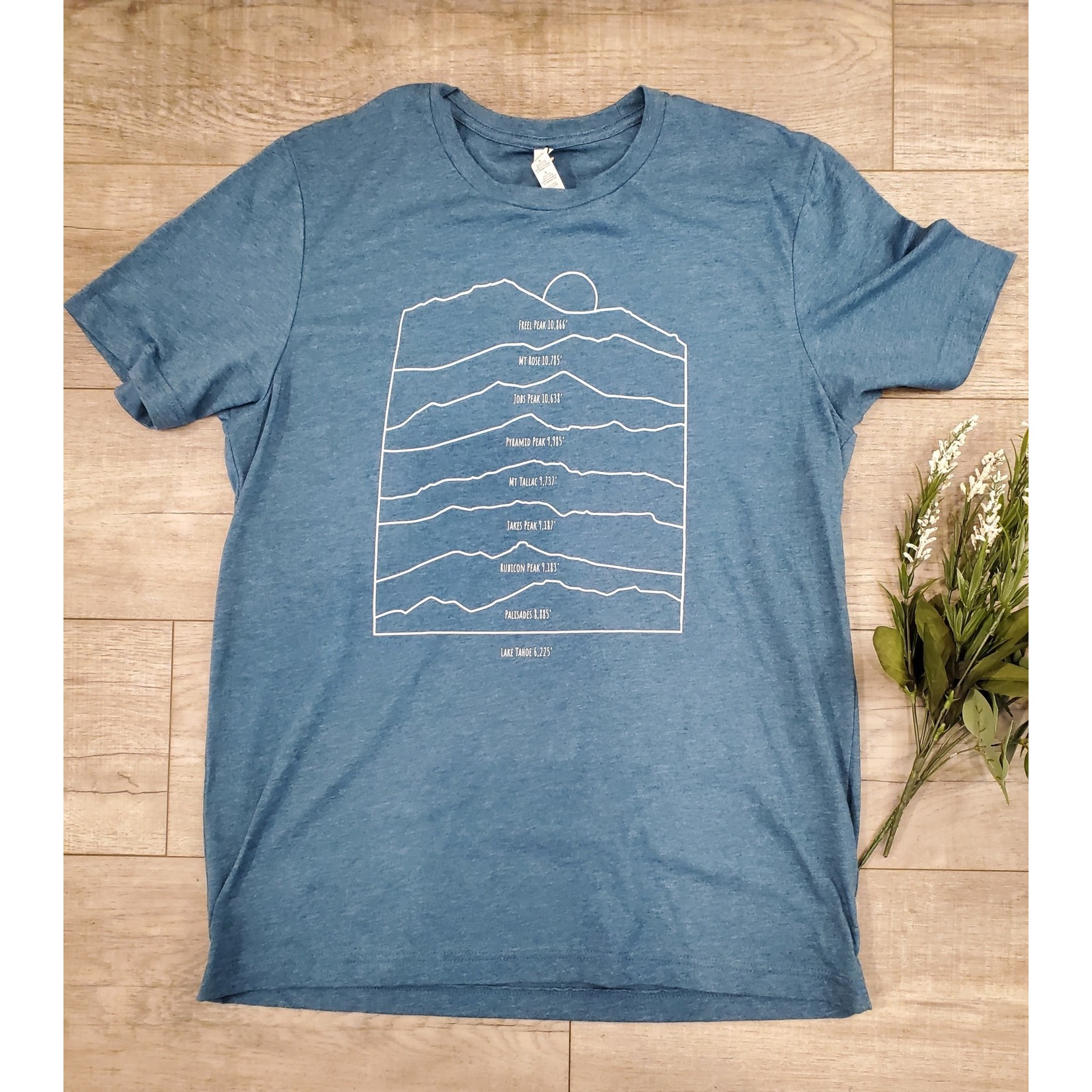 Evi Studio Tahoe Mountains - T-Shirt - Blue