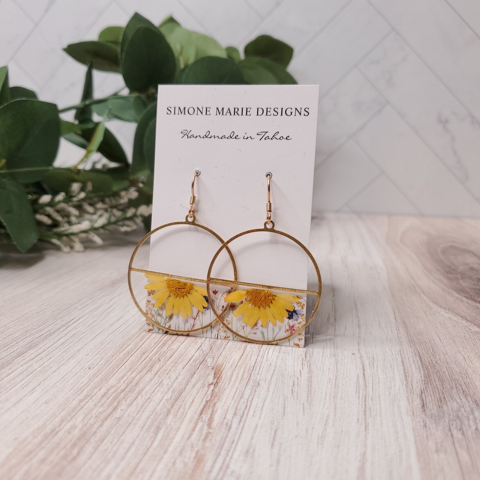 Simone Marie Designs Clio Earrings - Resin & Dried Flowers