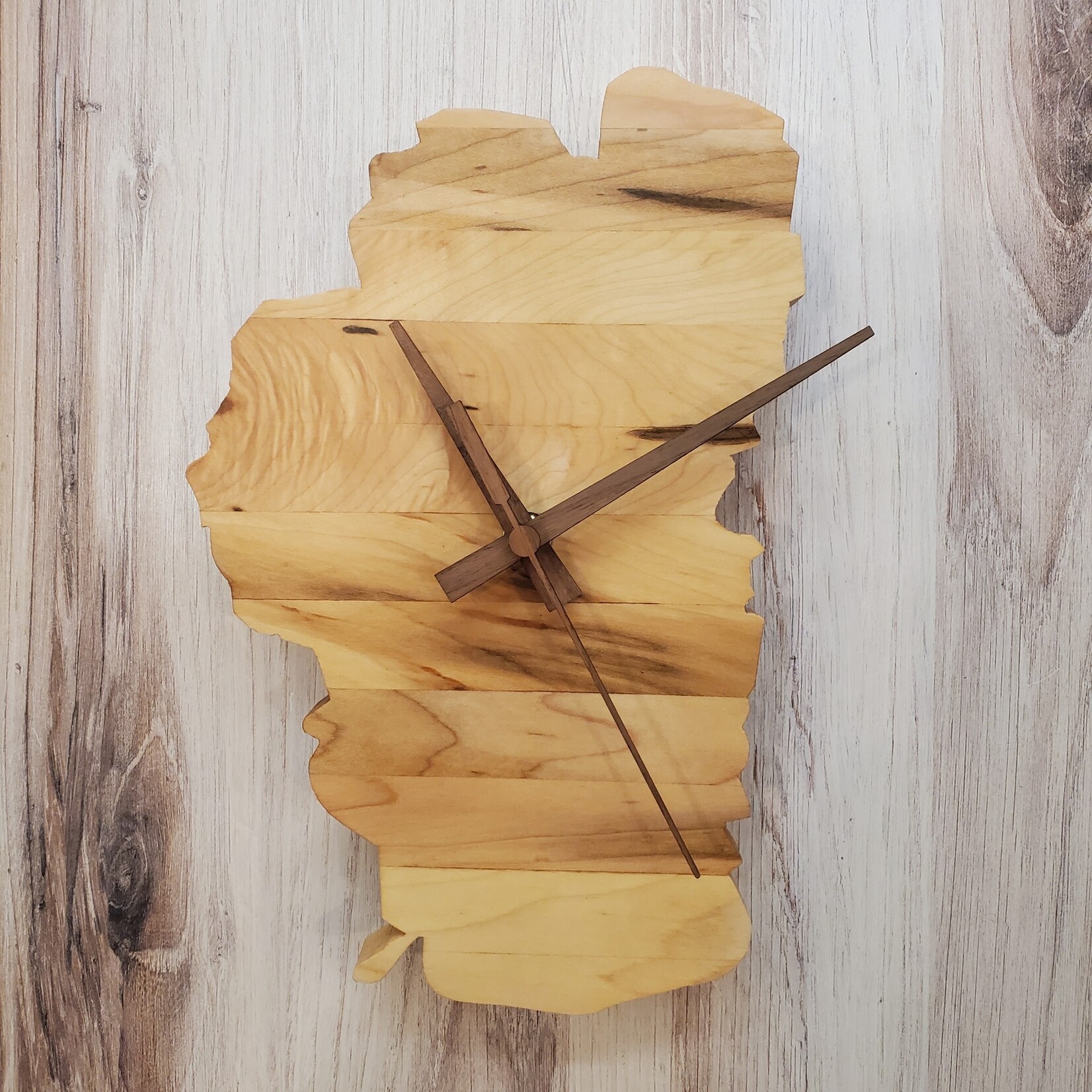 Jordan Karns Lake Tahoe Clock - Maple Wood