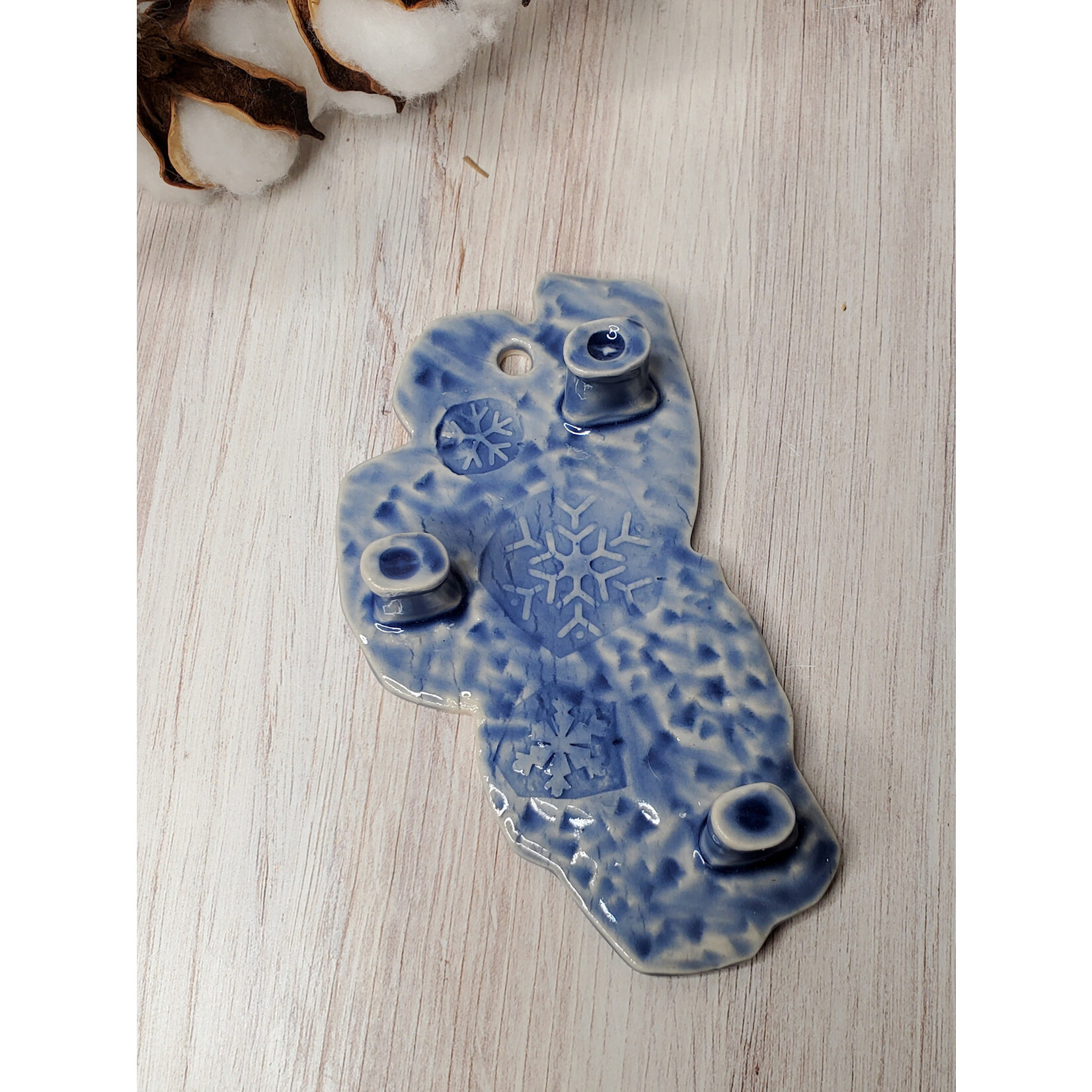 Elaine Randall Tahoe Necklace or Key Holder - Blue with Snowflakes