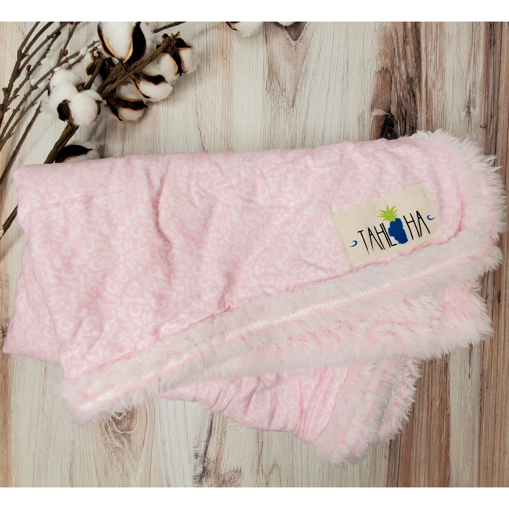 Tahloha Baby Blanket & Bib Set - Pink Swirls