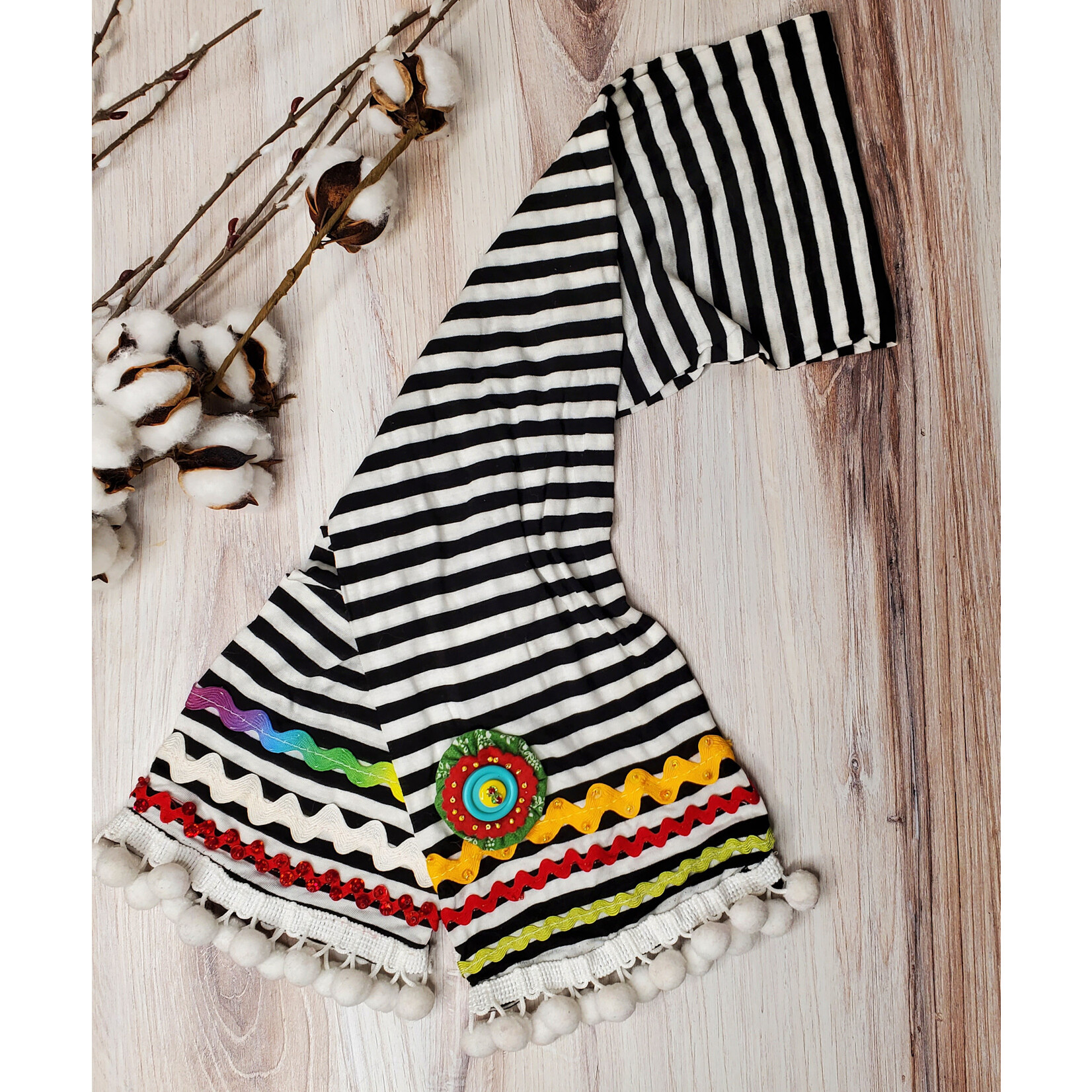 Roan's Repertoire Scrappy Happy Kids Scarf - black & white