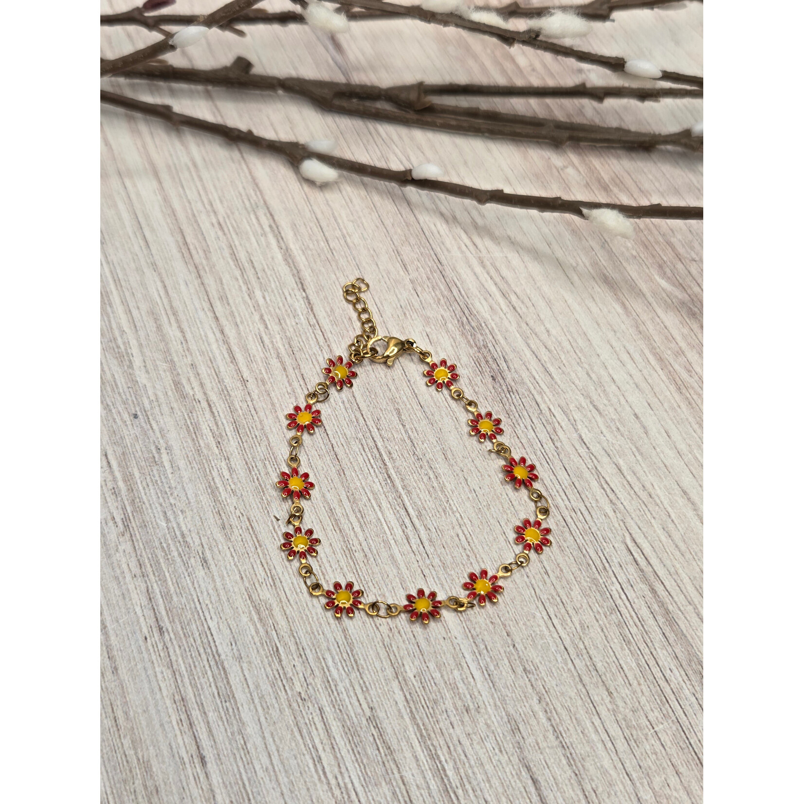 Evi Studio Daisy Chain Bracelet - Red