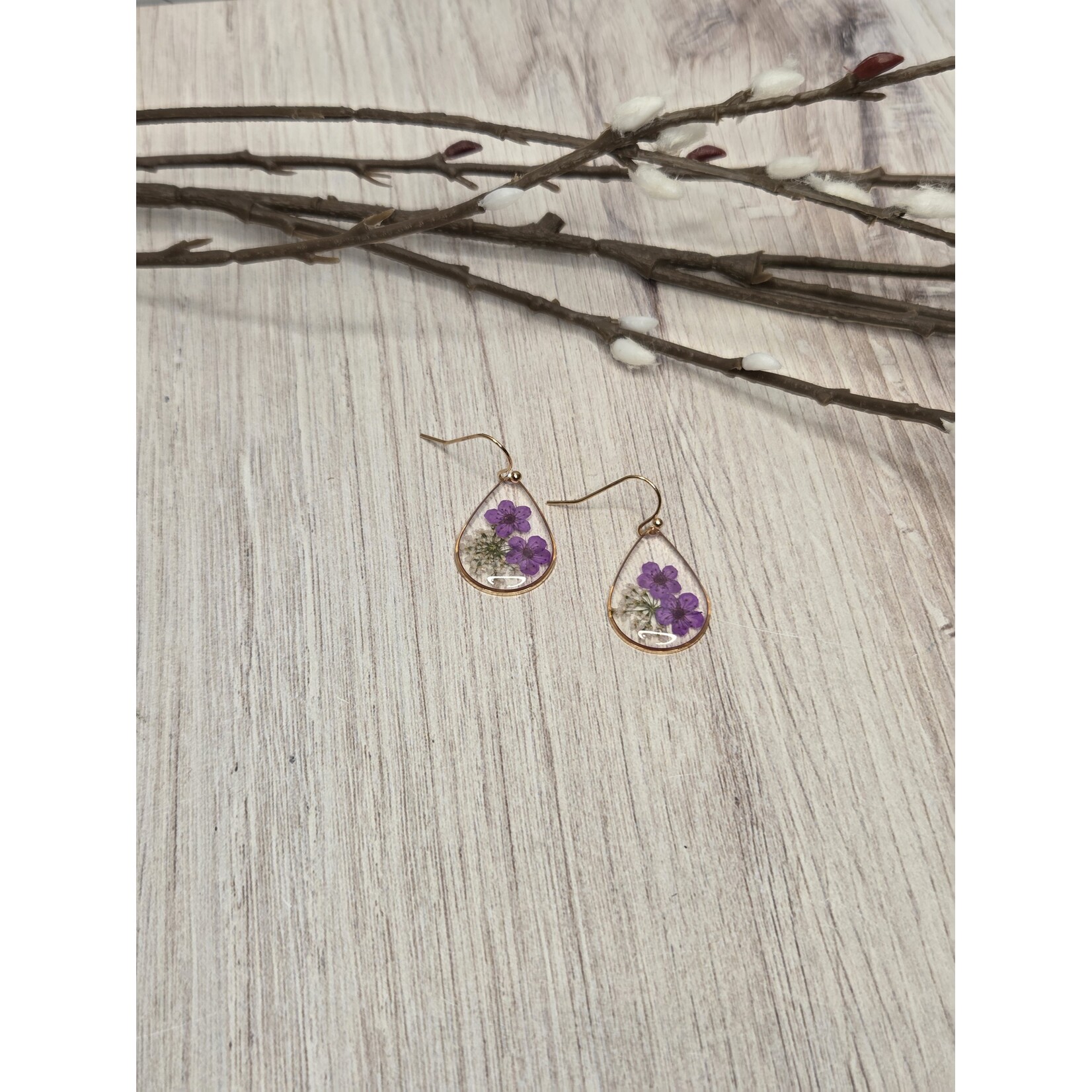Evi Studio Botanical Earrings - Purple & White Teardrops