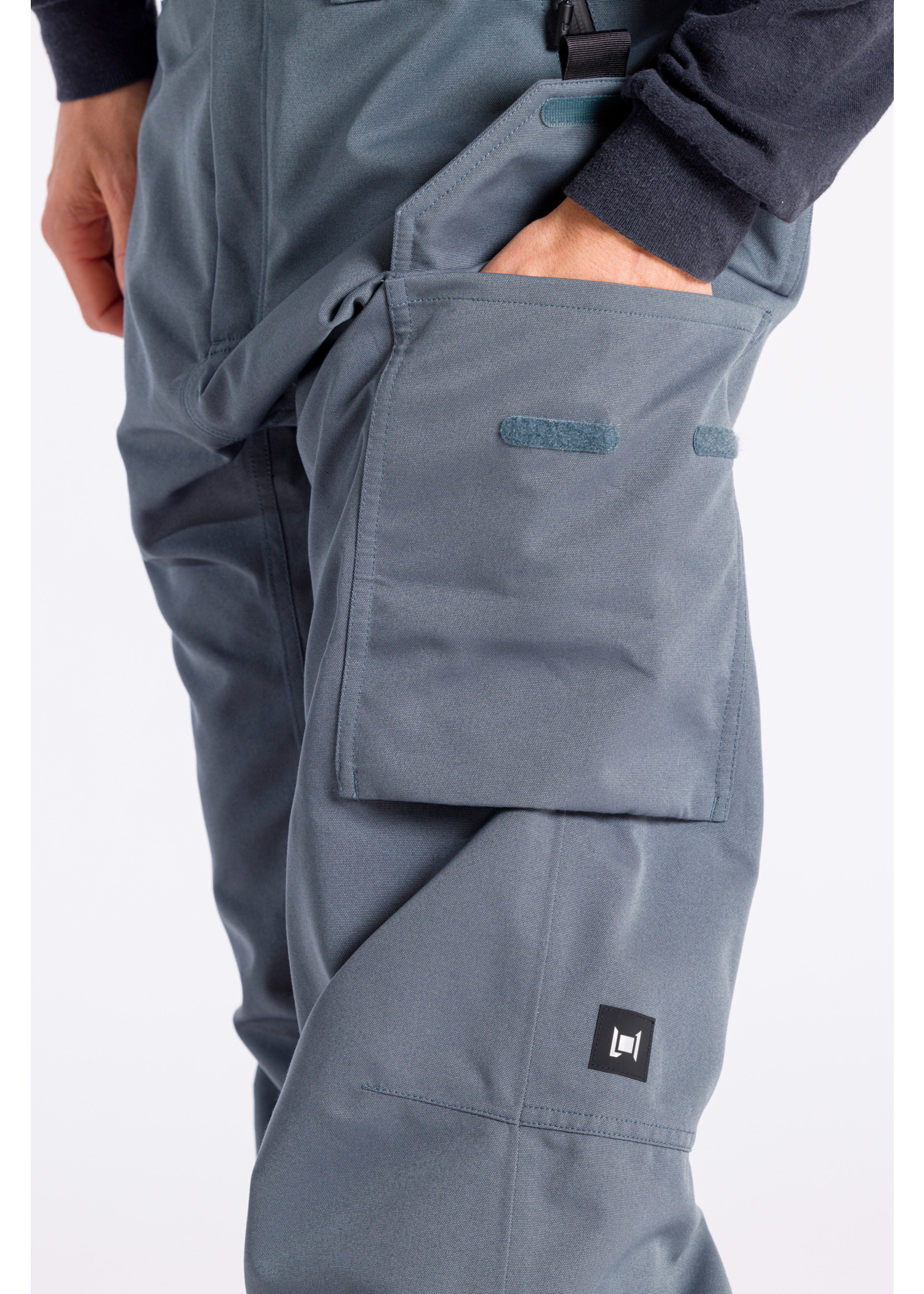 L1 shop bib pants
