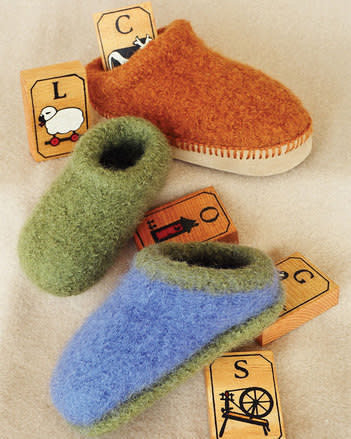 Fiber Trends Childrens Felted Clogs