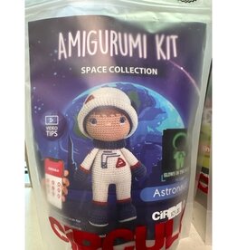 Circulo Amigurumi Kit - Space Collection - Astronaut