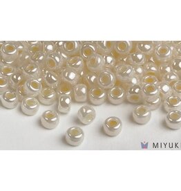 Miyuki Beads Miyuki Bead 6/0 - 527 Dark Ivory Ceylon