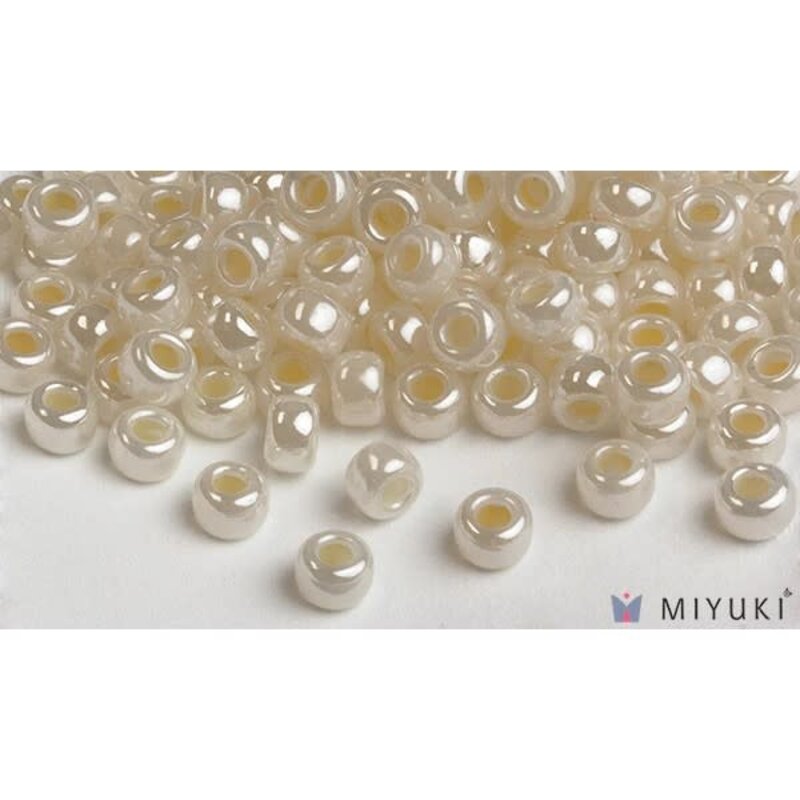 Miyuki Beads Miyuki Bead 6/0 - 527 Dark Ivory Ceylon