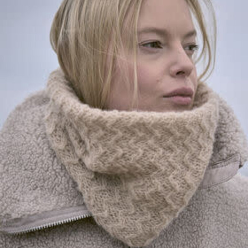 Rowan Yarn Rowan Mode Yarn Pattern - Shoal and Melton