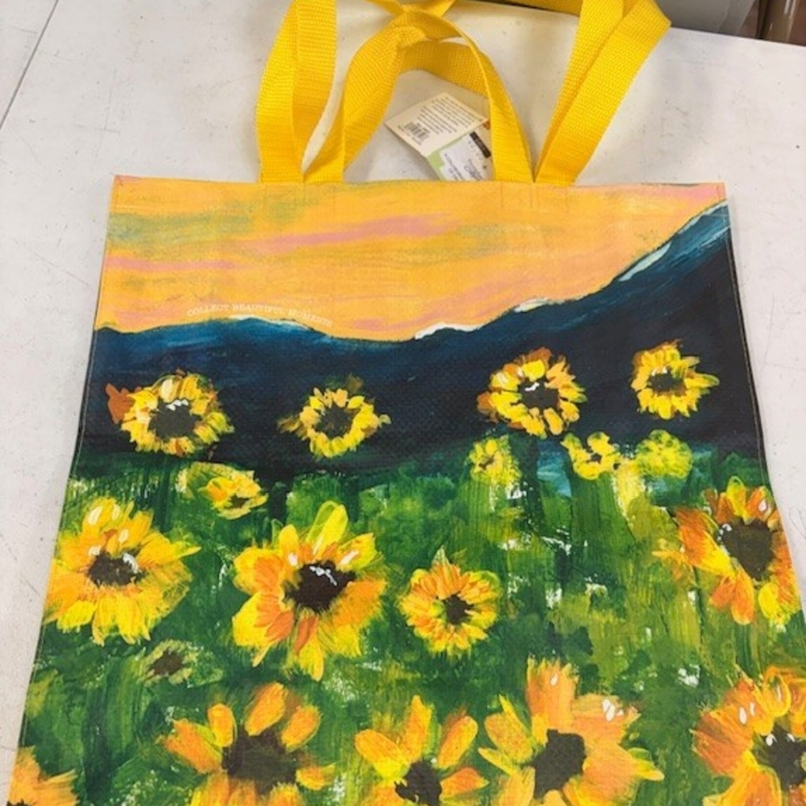 Primitives Market Tote