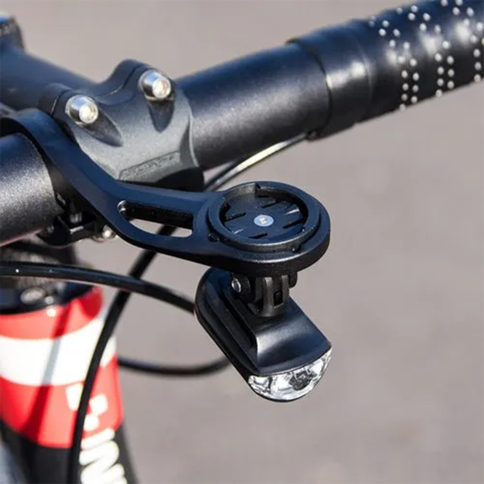 LIGHT  Front 4 function , 100Lumen, "Daytime Flash" w/USB cable, compact sizing