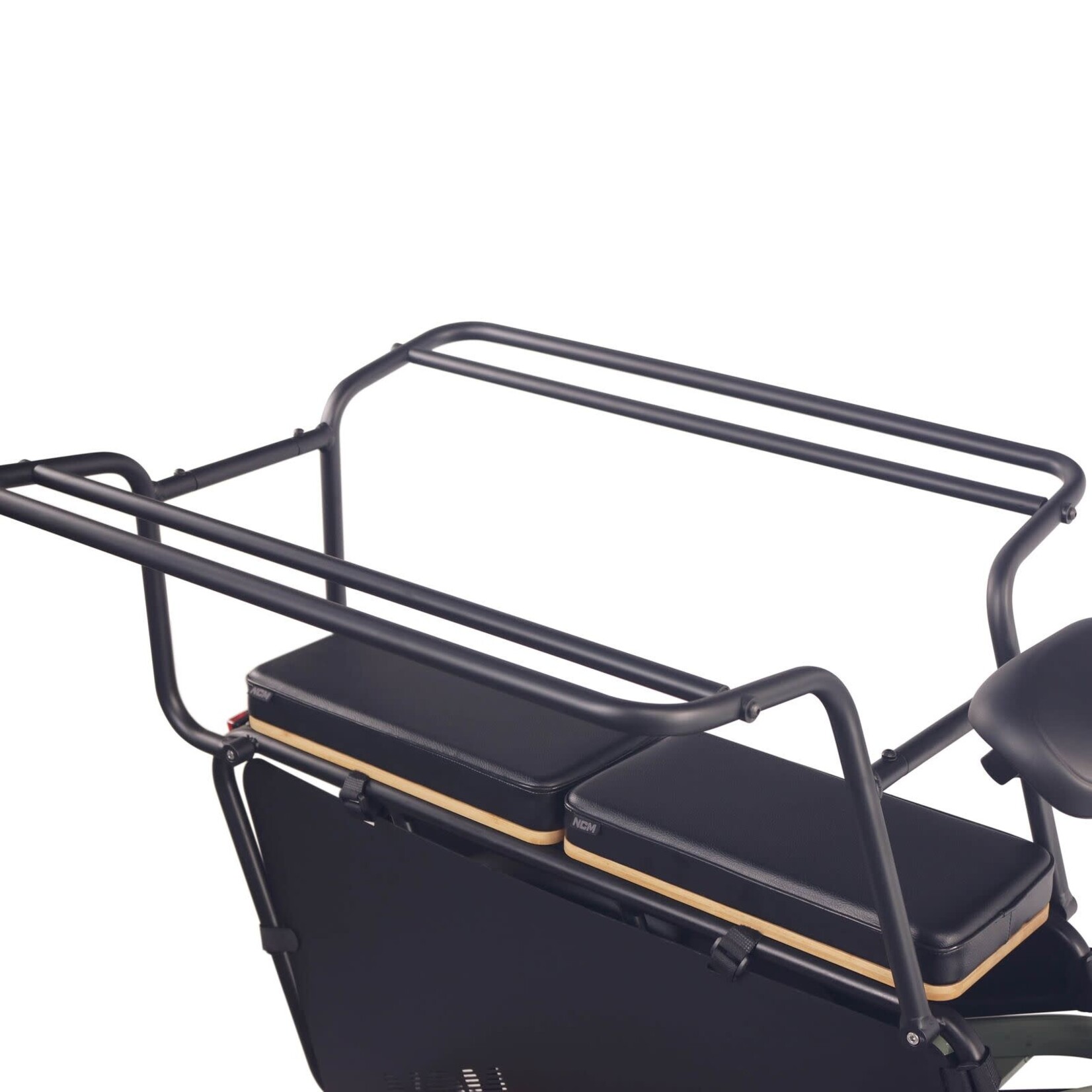 NCM NCM CG7 Step Thru Cargo E-Bike