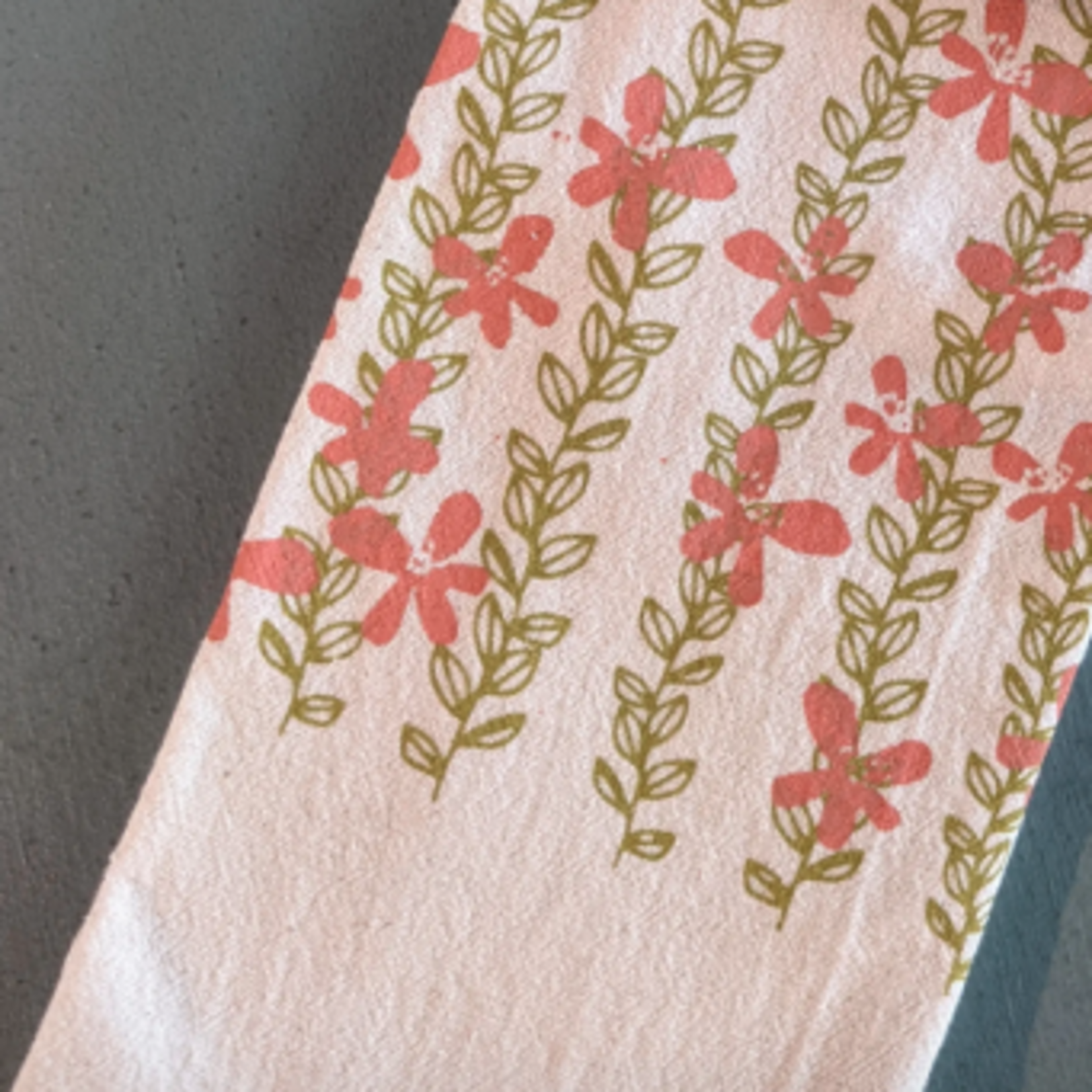 Tea Towels Pink & Green Floral Vine