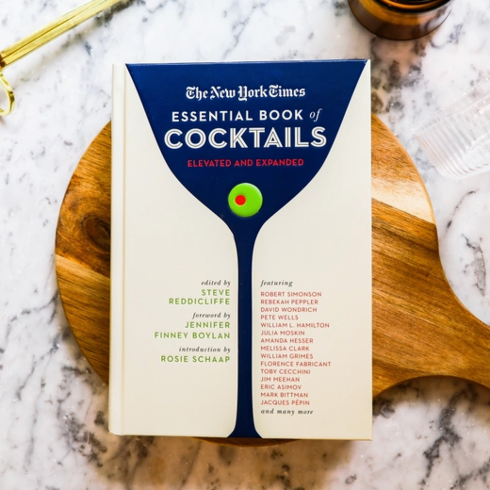 Books - Food & Drink NY Times Essential Book Of Cocktails