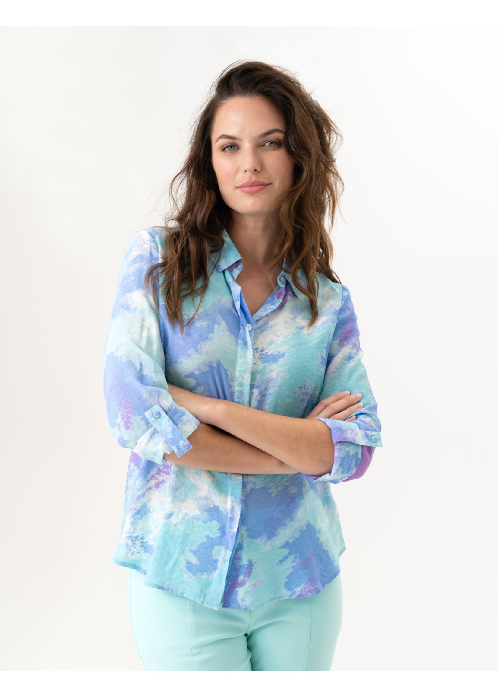 Renuar Printed blouse w/ rolled sleeve detail