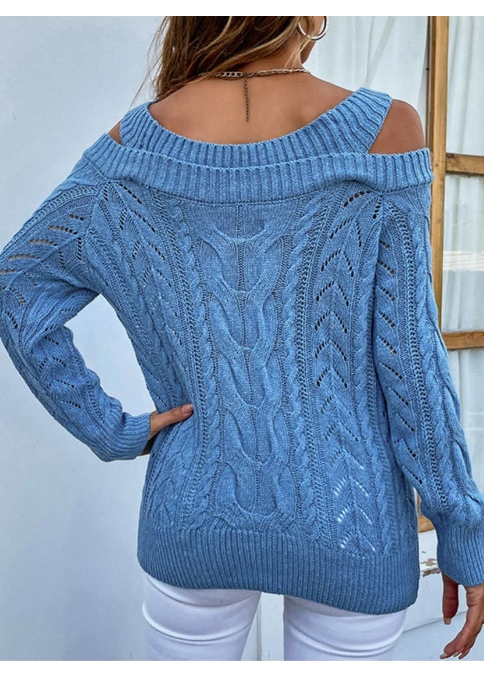 Unishe Cable knit cold shoulder
